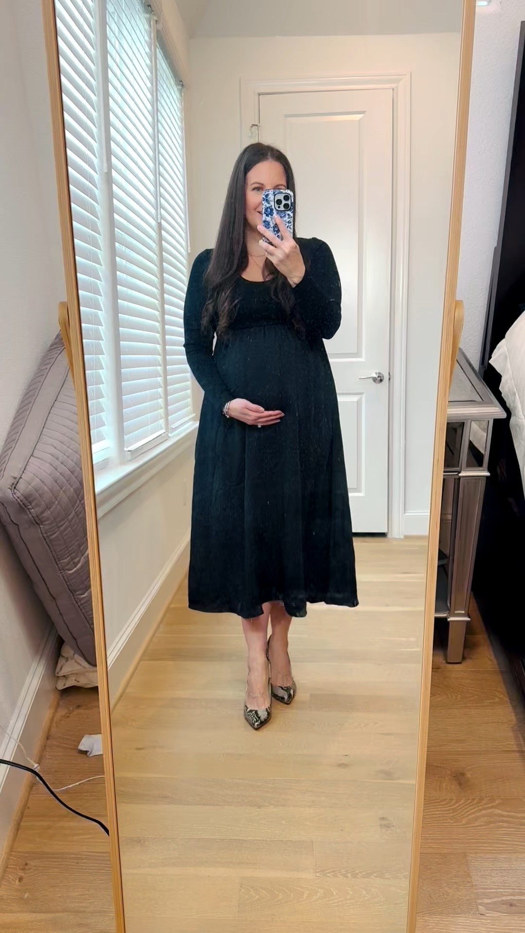 The Perfect Black Midi Dress for Every Season + Occasion 🖤✨

This black long sleeve midi dress has quickly become my most versatile maternity dress and one of my top wardrobe staples this year. It’s bump-friendly, flattering, and works for so many moments—whether you need a polished work outfit, comfy everyday workwear, or elevated office outfits during pregnancy.

I’ve worn it as a chic fall outfit, styled it for cozy layers as a winter outfit, and it’s absolutely perfect for second trimester outfits when you want something comfortable but still sleek. It also doubles easily as a special-occasion look—think stunning wedding guest dress or a classic, elegant holiday party dress.

If you’re building a stylish, minimal pregnancy outfit lineup, this one is a must.


#LTKHoliday #LTKBump #LTKWorkwear