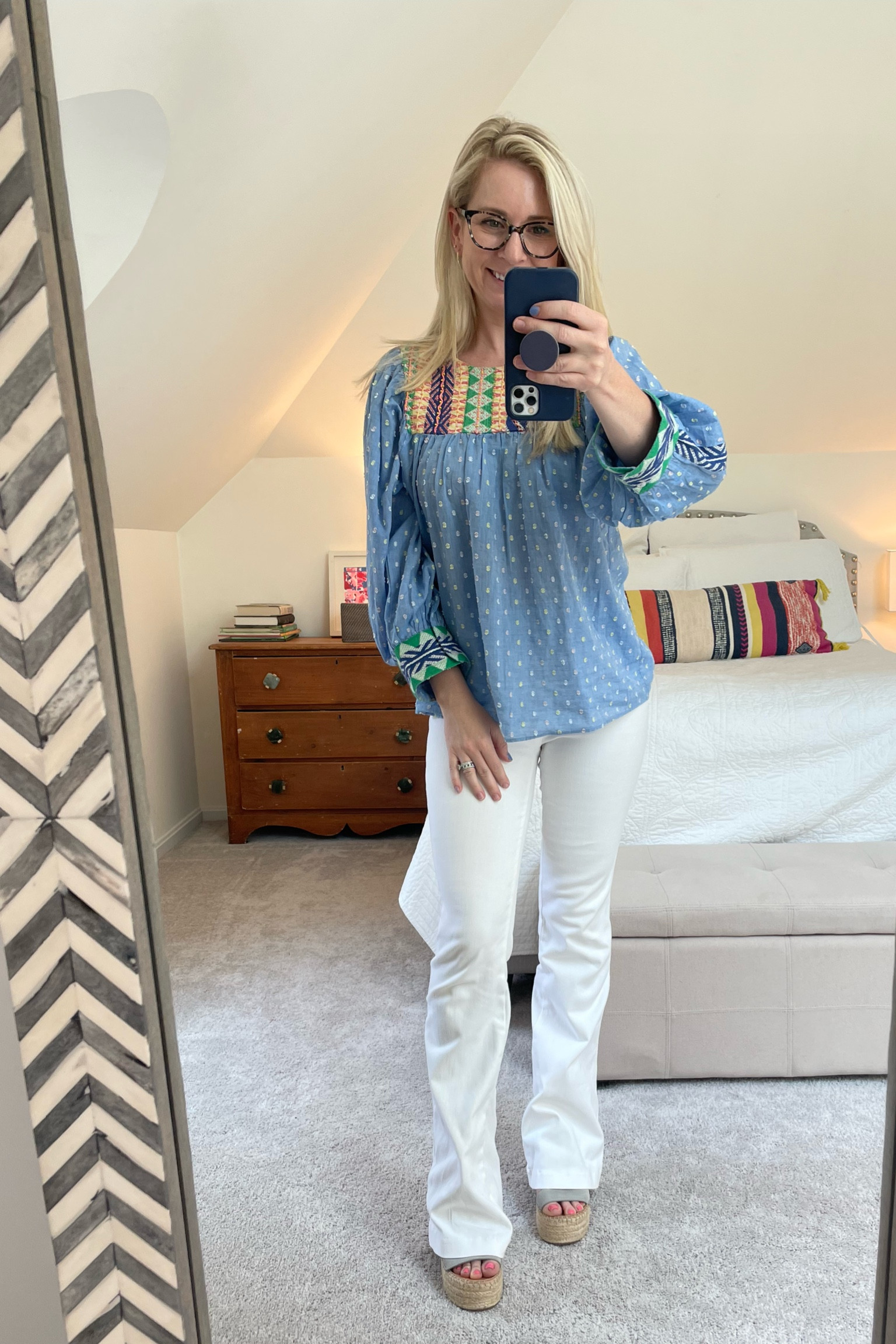White pants season is here! Love the spanx flare jeans - they come in petite so didn’t even need to hem! Feels like you’re wearing pjs! 

#LTKworkwear #LTKFind #LTKfit
