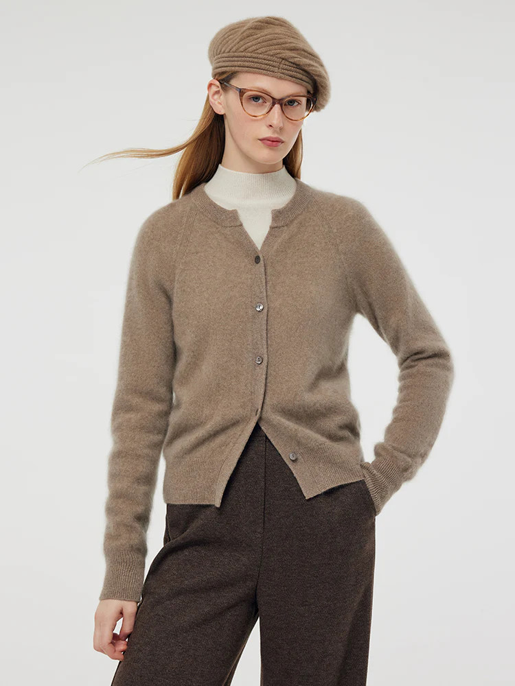 Damenstrickjacke aus gebürstetem Kaschmir | GOELIA