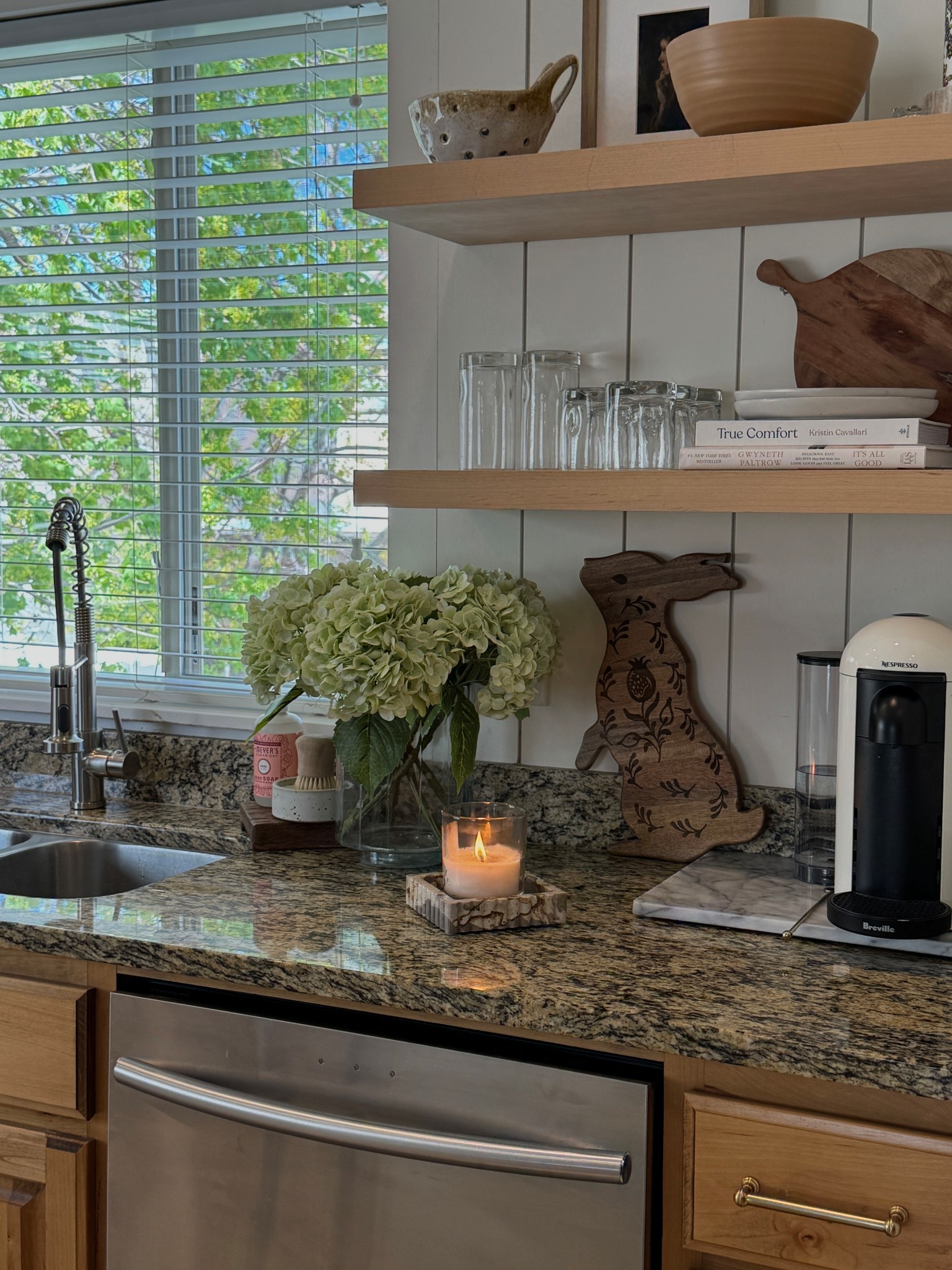 Easter corner in the kitchen — 🩵🐣🐰

#LTKSaleAlert #LTKSeasonal #LTKHome