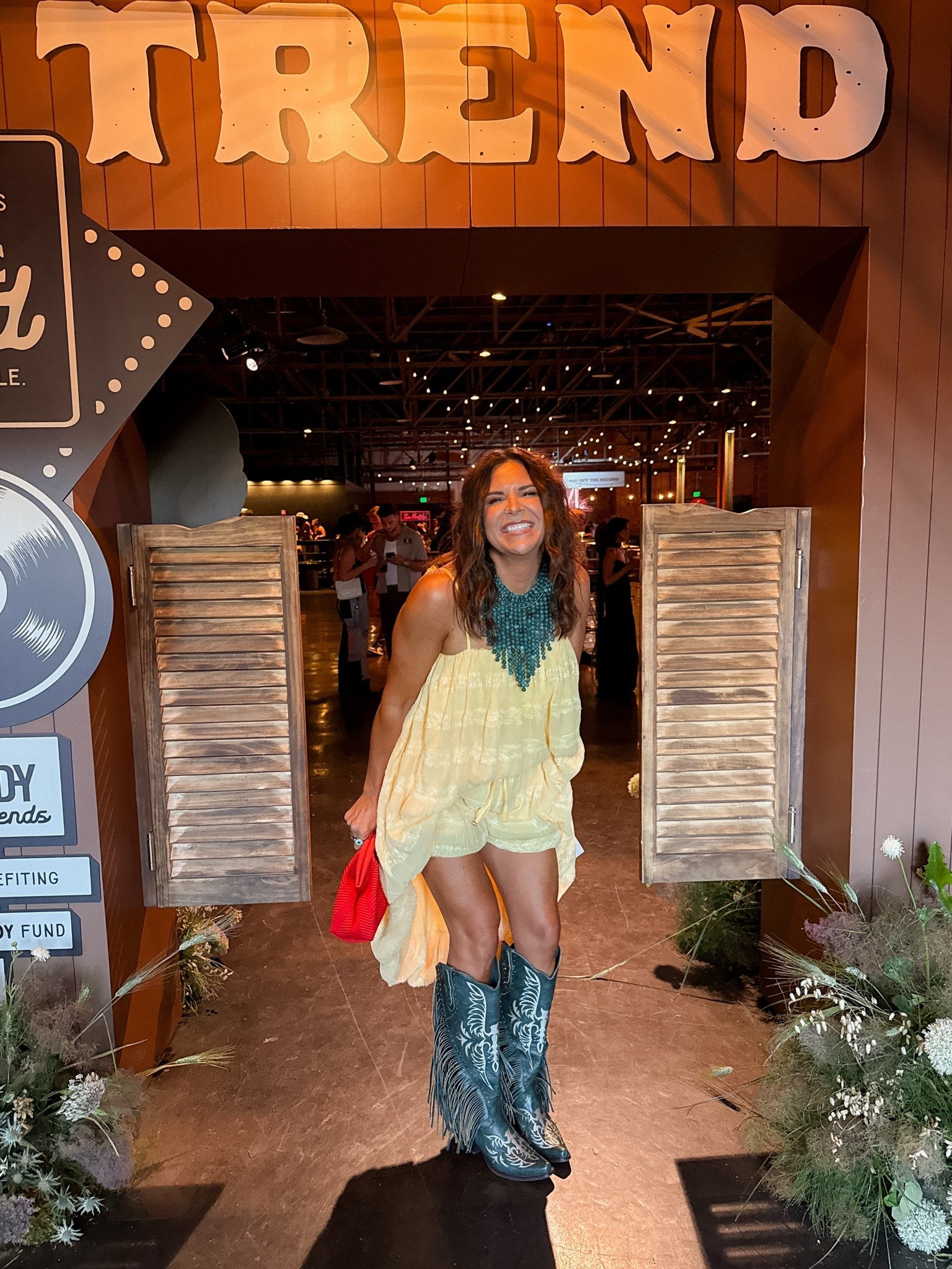 CMAFEST outfit. 
Wearing an Xl in the set 
Could have done a large

#LTKOver40 #LTKMidsize #LTKootd