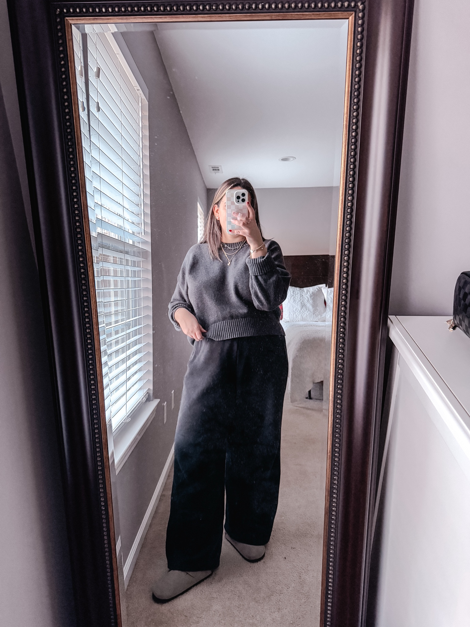 Mom ootd 🖤🩶

#LTKMidsize #LTKSeasonal #LTKStyleTip