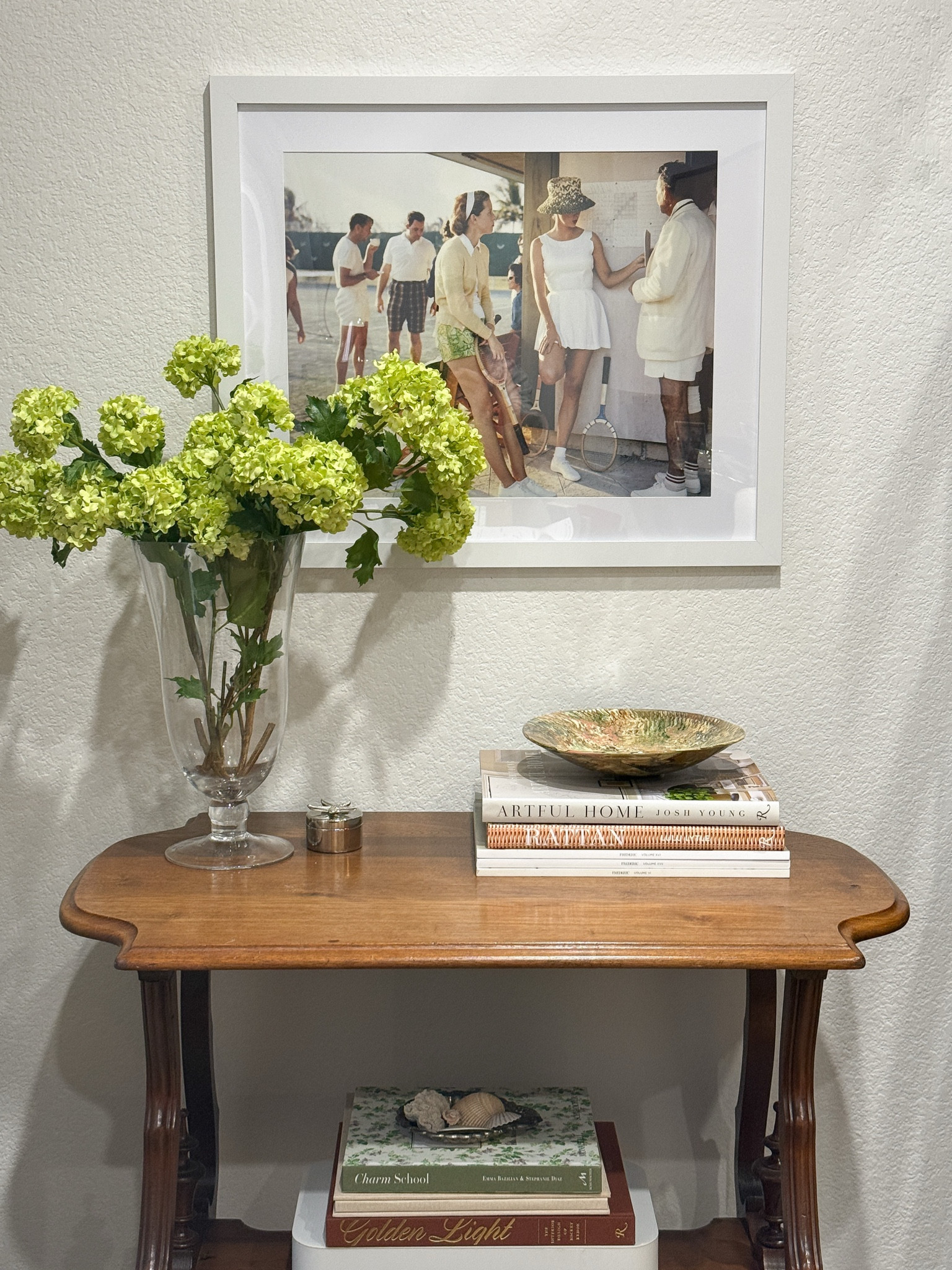 Slim Aaron's print styling 

#LTKFindsUnder50 #LTKHome #LTKFindsUnder100