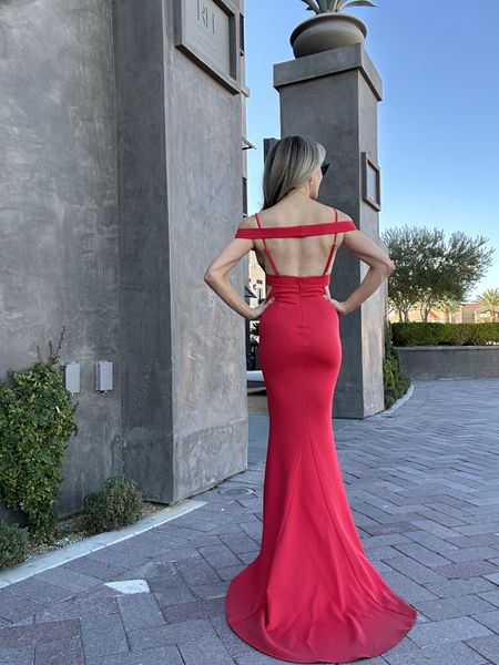 Christmas formal events, galas, formal New Year’s Eve party dress codes: this off the shoulder slinky bodycon red gown is a knock out. I find it fits like a glove and runs true to size. 

#LTKparties #LTKSeasonal #LTKHoliday