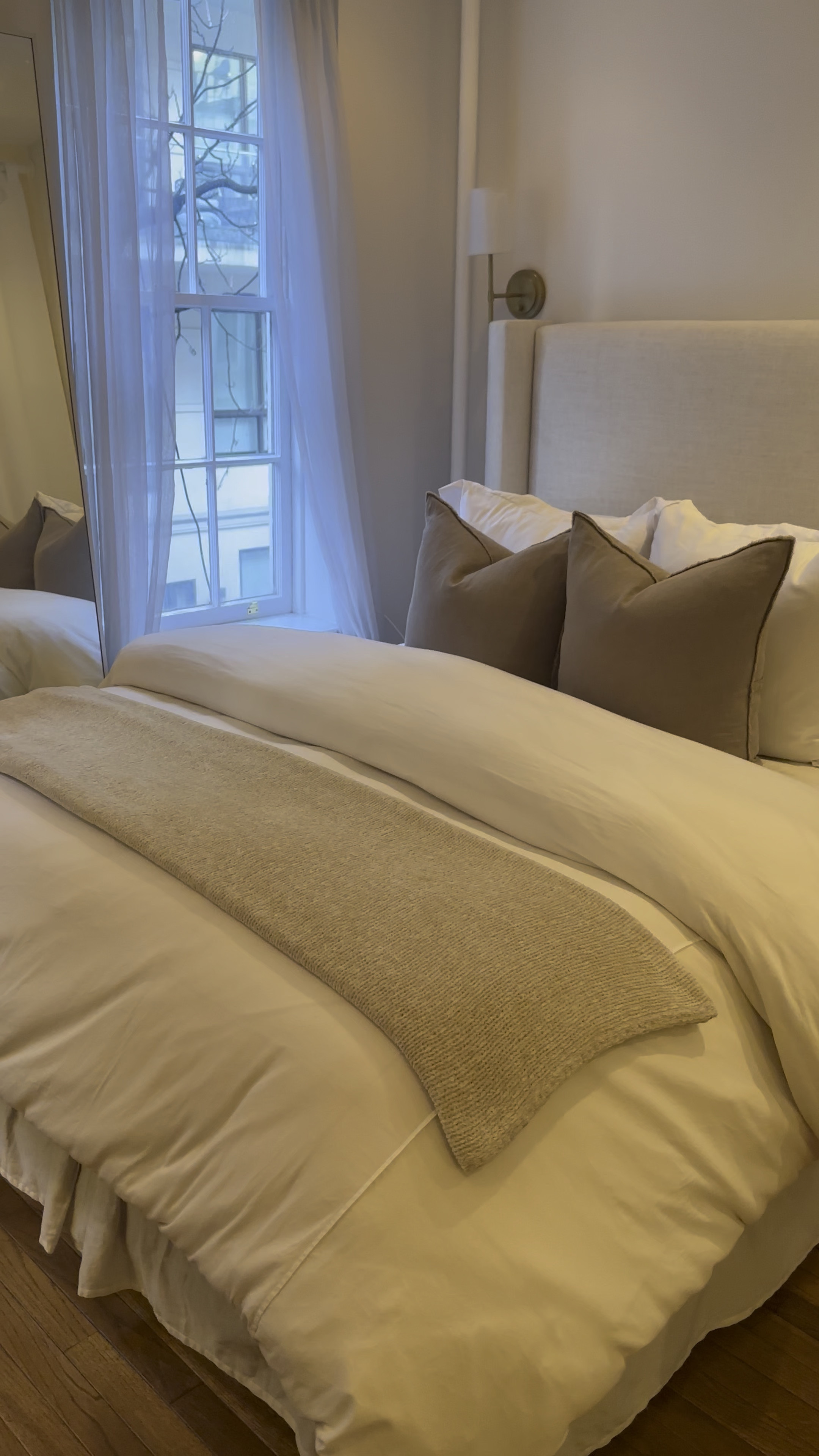 My favorite Amazon bedding finds! 


fluffy bed cloud bed duvet insert neutral beddingg

#LTKHome