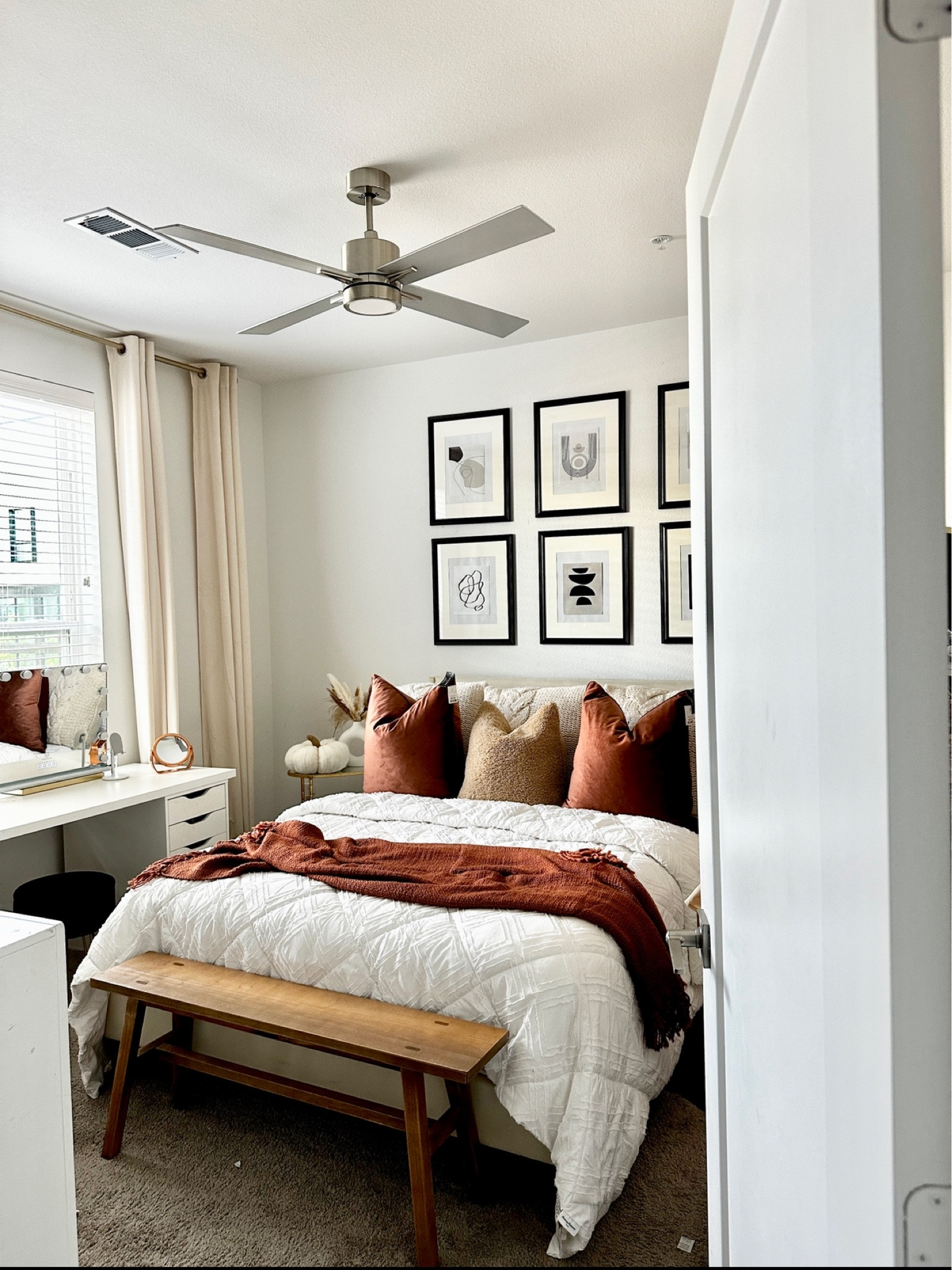 Fall bedroom decor inspo! #LTKHOME

#LTKSeasonal #LTKfindsunder50