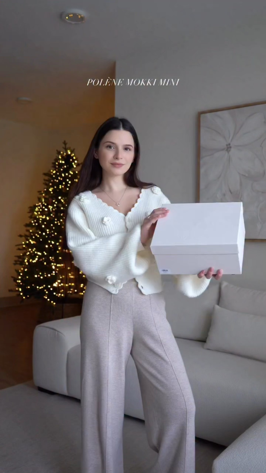 The most perfect color! 🤎

#fashion #fashion #polene #outfitinspo #brownbag @polene_paris