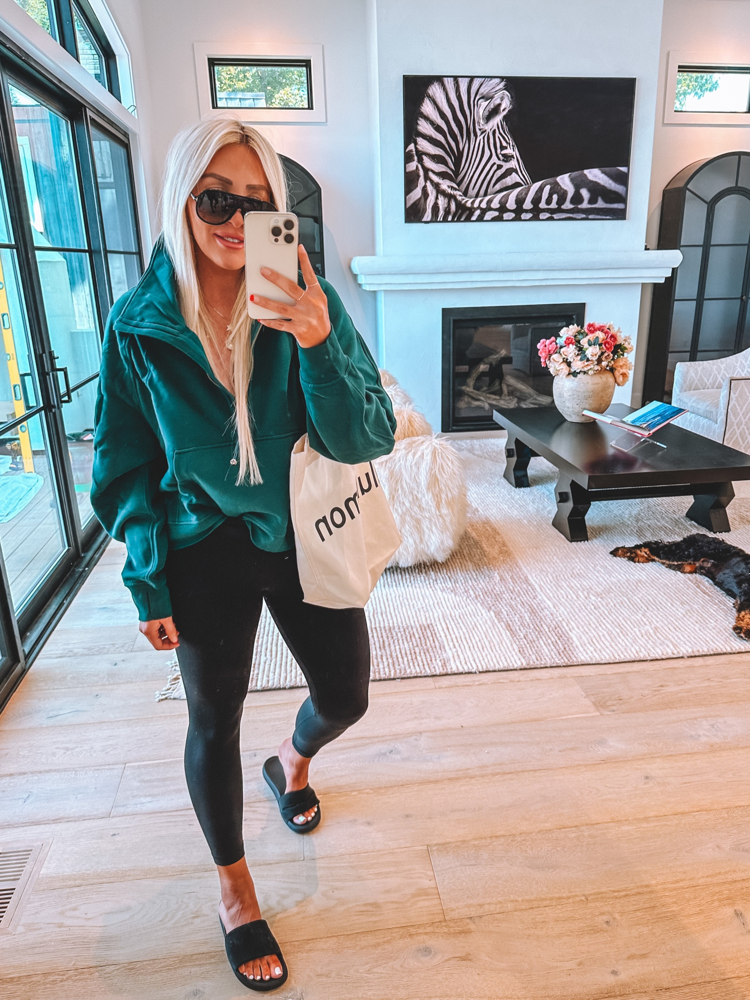 My favorite pullover from @lululemon in the perfect NEW color option for fall called Storm Teal #ad Wearing a xl in top for an oversized look and a 8 in leggings. #ad #lululemoncreator  