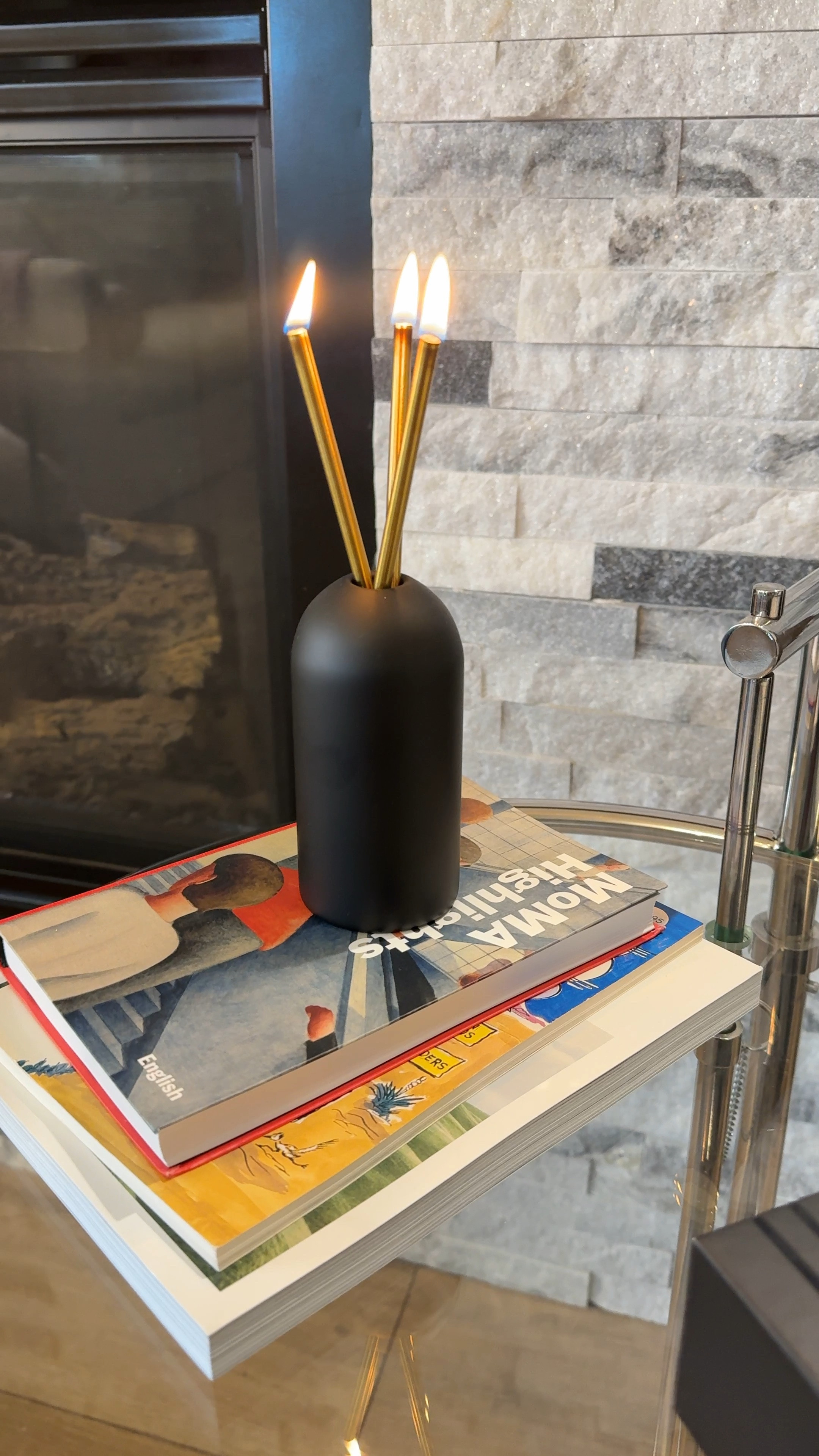 Such a great gift idea! I friend from Canada 🇨🇦 sent this to me. An Everlasting Candle for an Everlasting Friend 🥹

#LTKVideo #LTKHome #LTKFindsUnder50