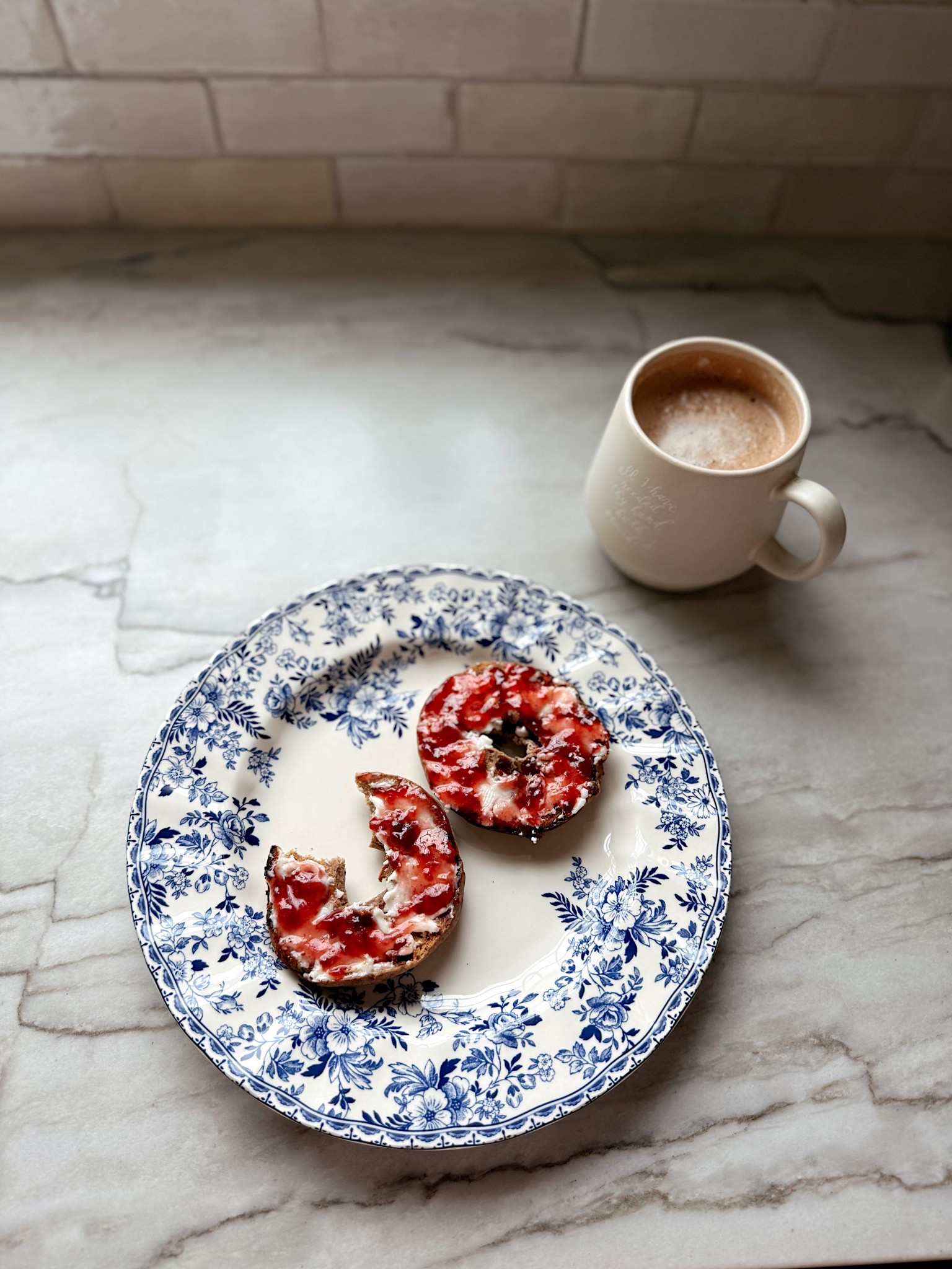 Obsessed with all things blue and white leading into Spring

Blue and white
Table decor 
Table setting
Plates 
Home decor 

#LTKSeasonal #LTKHome #LTKfoodie