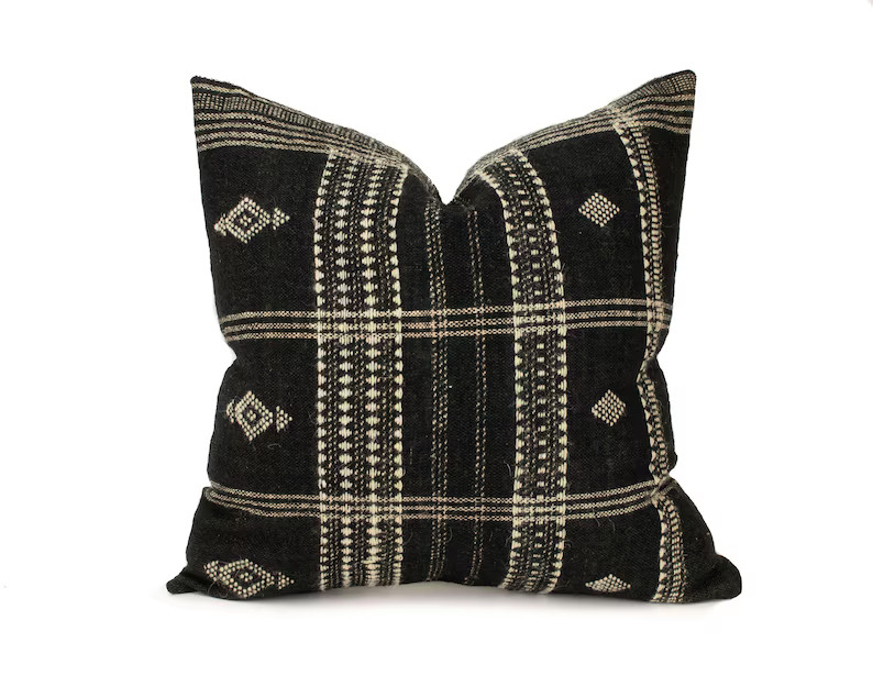 Aditi - Indian Wool Pillow Cover - 20" - Black | Etsy (US)