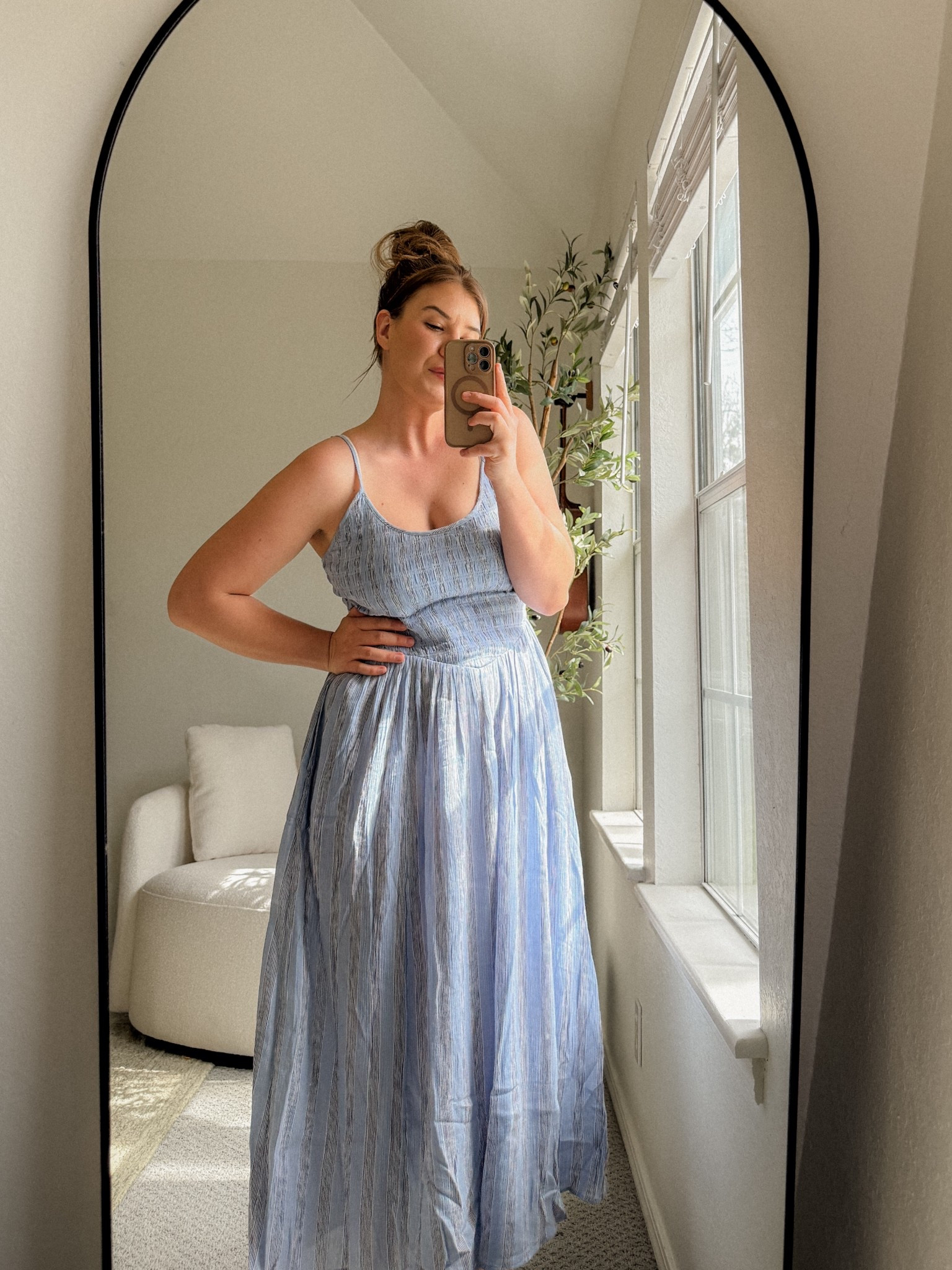 Loving my new aerie spring wardrobe! Wearing size Medium and it has plenty of room 💛

#LTKSeasonal #LTKSpringSale