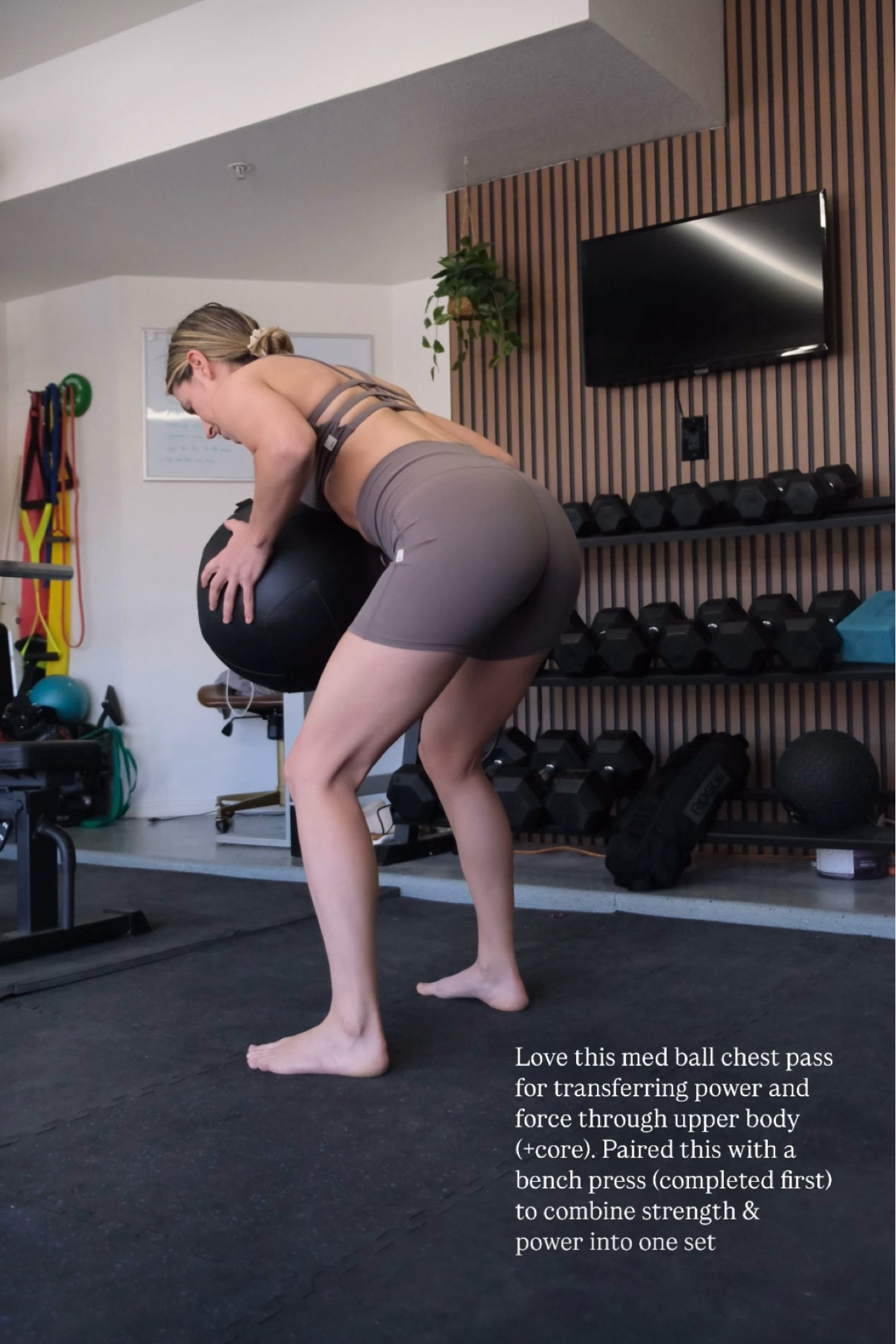 Wearing a small in the Chia colour! #vuori 

#LTKActive