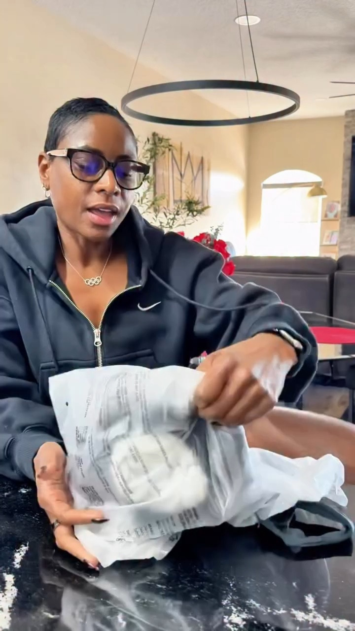 Unboxing my new obsession 🖤 SKIMS x @Nike US  understood the assignment.
Would you wear this? 👀👇
#skims #nike #activewear

#LTKWorkwear #LTKActive #LTKmomlife