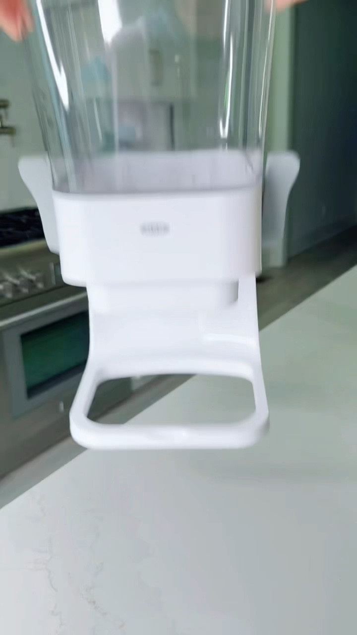 🥣 Set up my new cereal dispensers with me 

#LTKVideo #LTKhome #LTKfamily