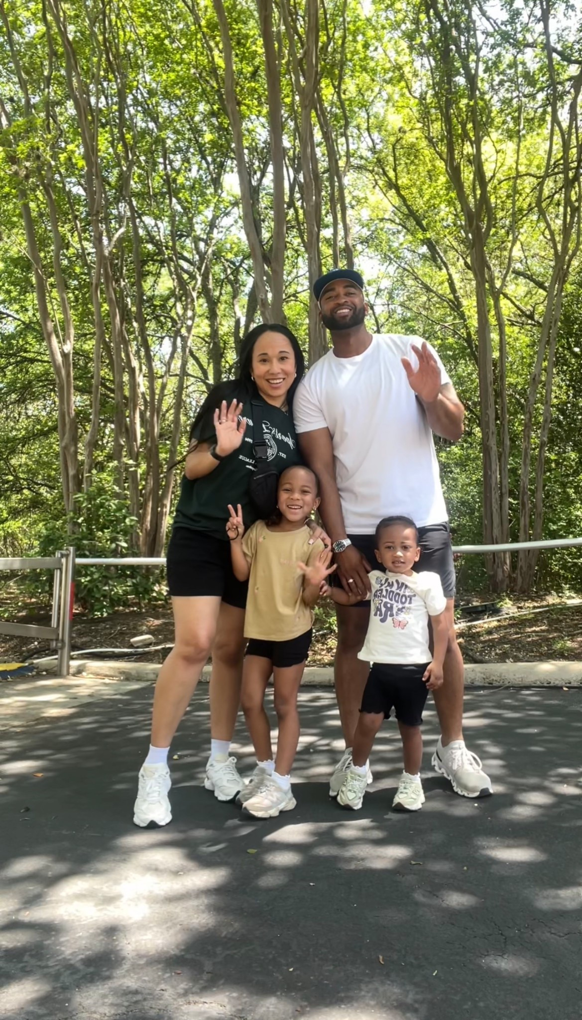 Seaworld trip family ootd!! 

#LTKTravel #LTKFamily #LTKKids