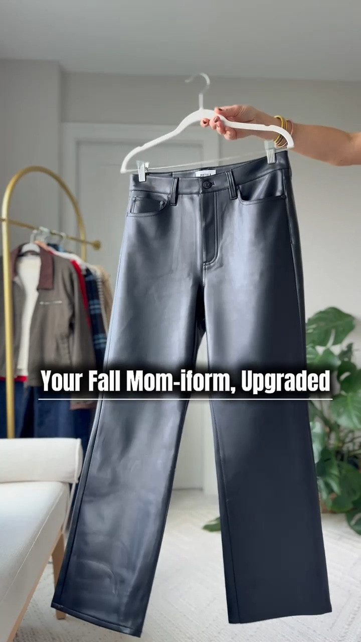 A true capsule style coat!

#LTKOver40 #LTKSeasonal #LTKootd