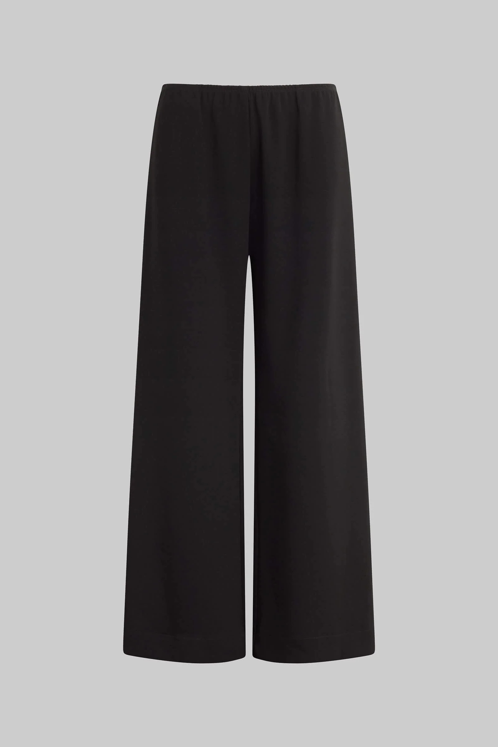 LESET Arielle Pocket Pant in Black in Crepe | LESET