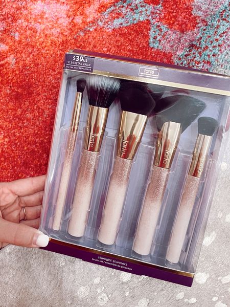 holiday brush set - gift idea for the beauty lovers!! ONLY $39 ($134 value)!!

#LTKfindsunder50 #LTKbeauty #LTKHoliday