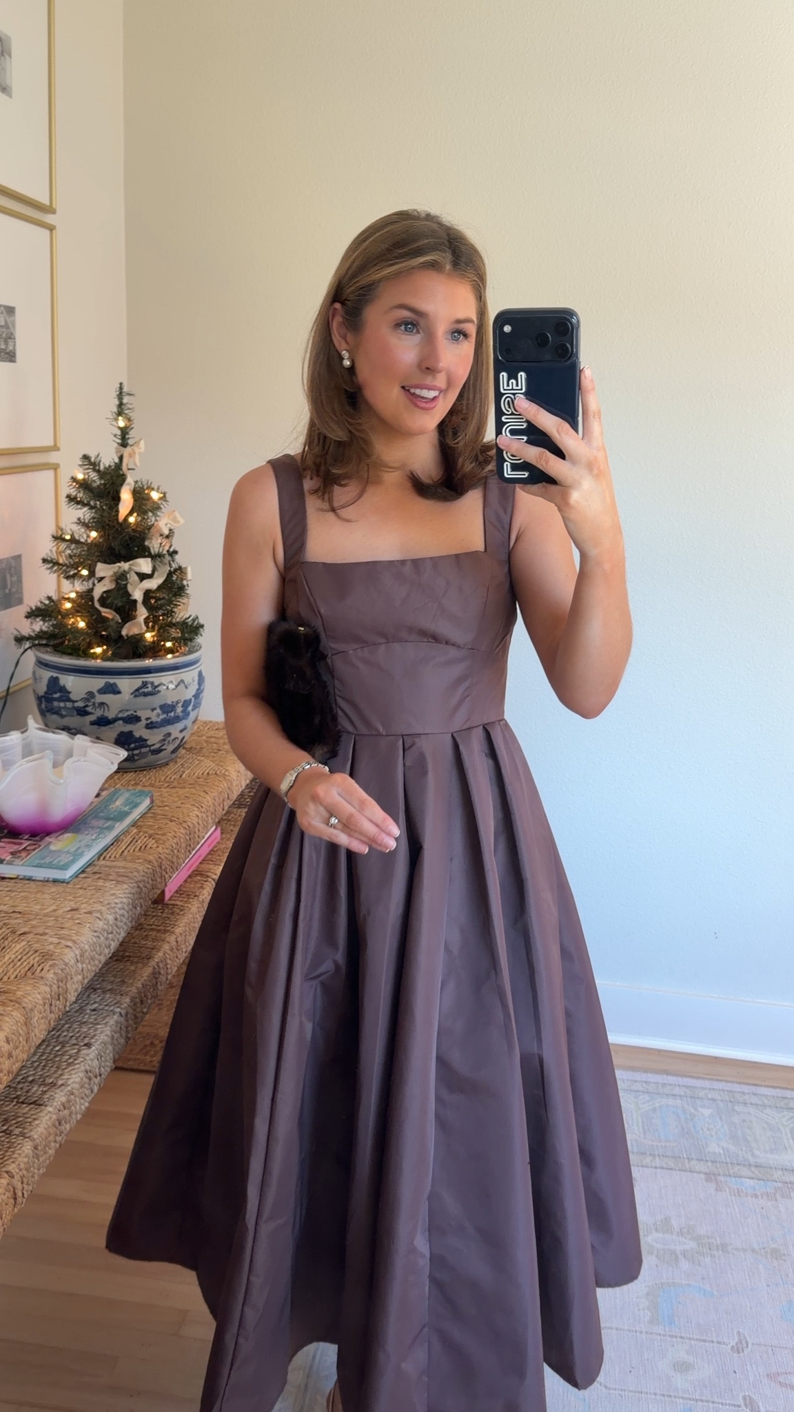 Brown taffeta midi! Wearing a S
