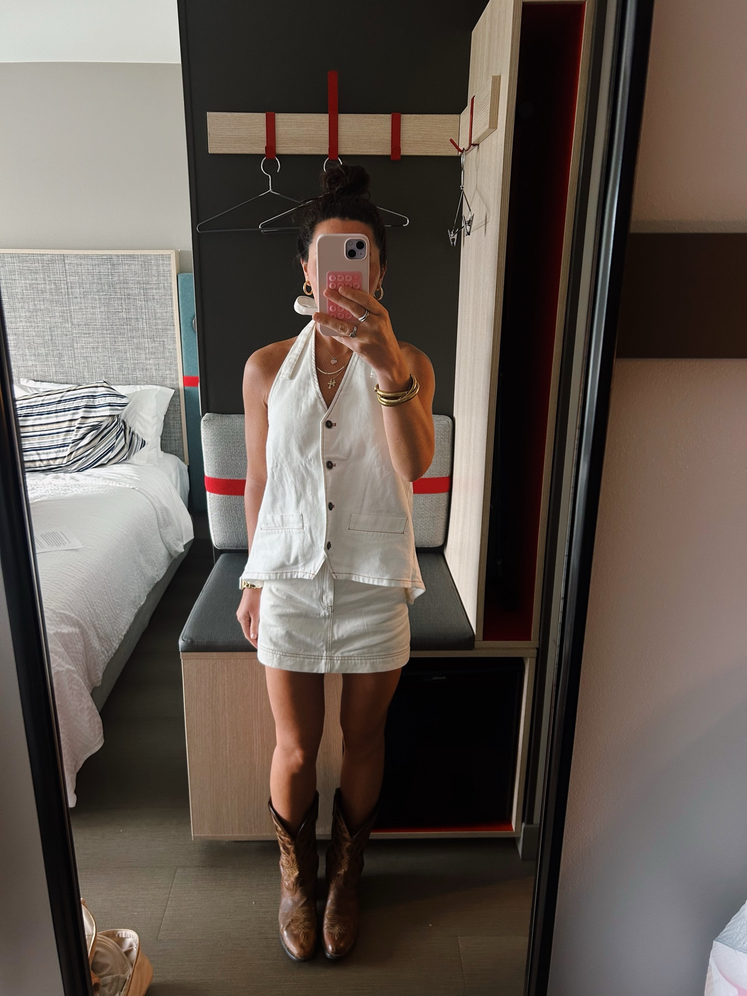 Game day OOTD 🤍

#LTKTravel #LTKSeasonal #LTKParties