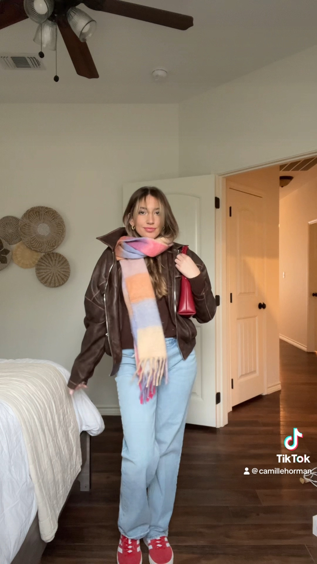 Street style with a pop of color // scarf is old from madewell, linked similar // purse is Auden

#LTKstyletip #LTKitbag #LTKVideo