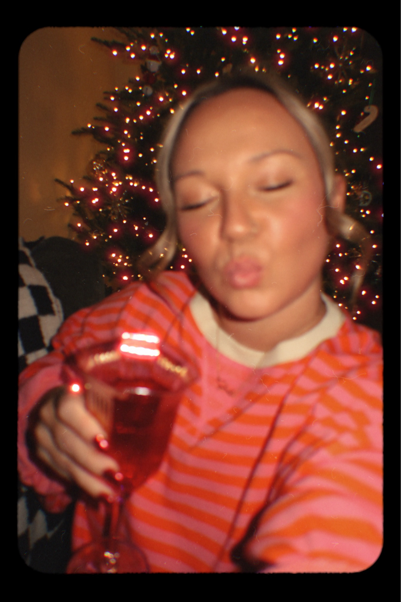 Free People sweatshirt- size small (runs oversized size down!) love the color! 

Casual style, midsize style, Christmas, holiday style, size 12, size 14, gifts for her, gift guide 

#LTKHoliday #LTKOver40 #LTKMidsize