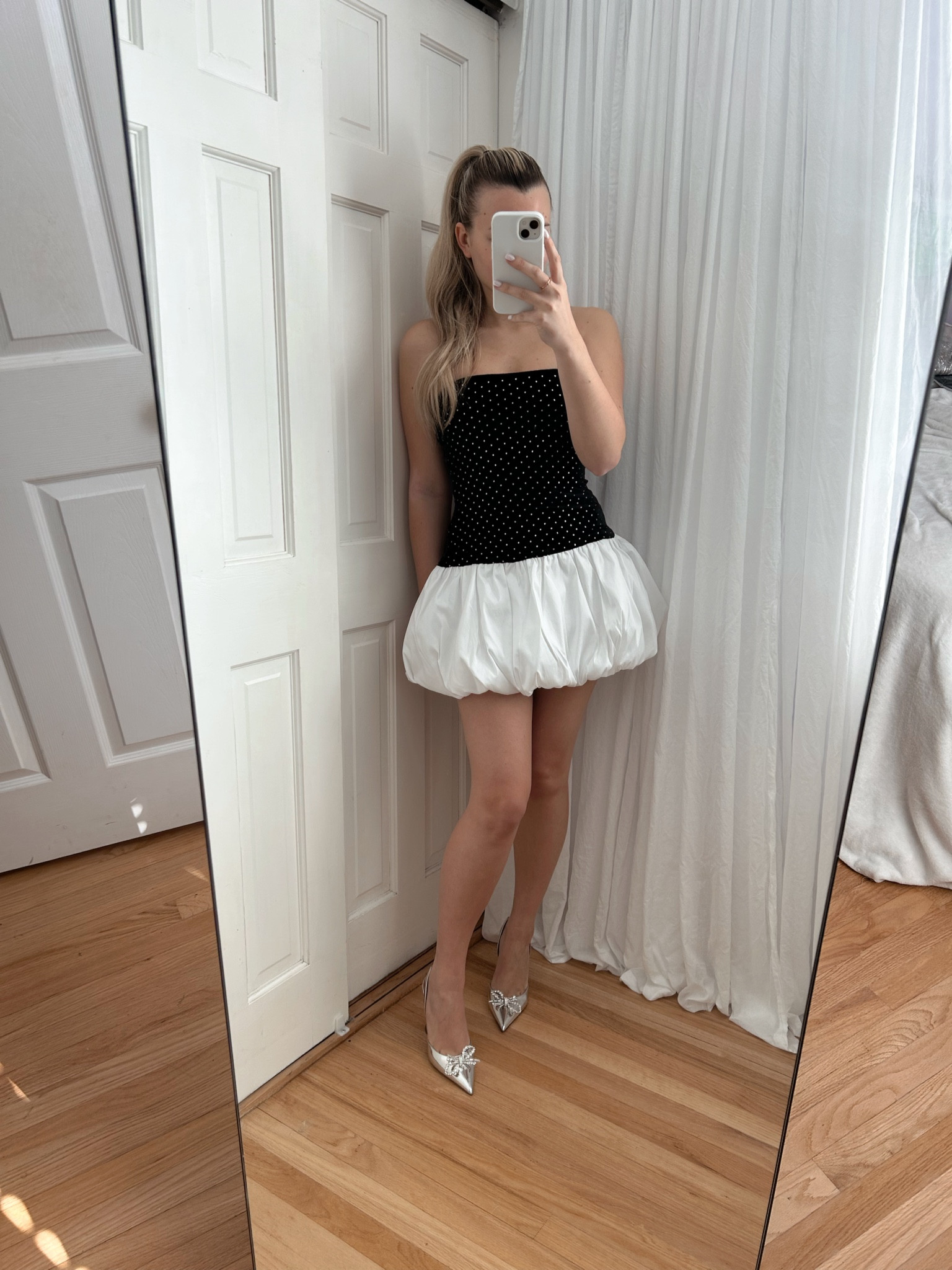 Wearing size xs ✨

#LTKbeauty #LTKHoliday #LTKstyletip