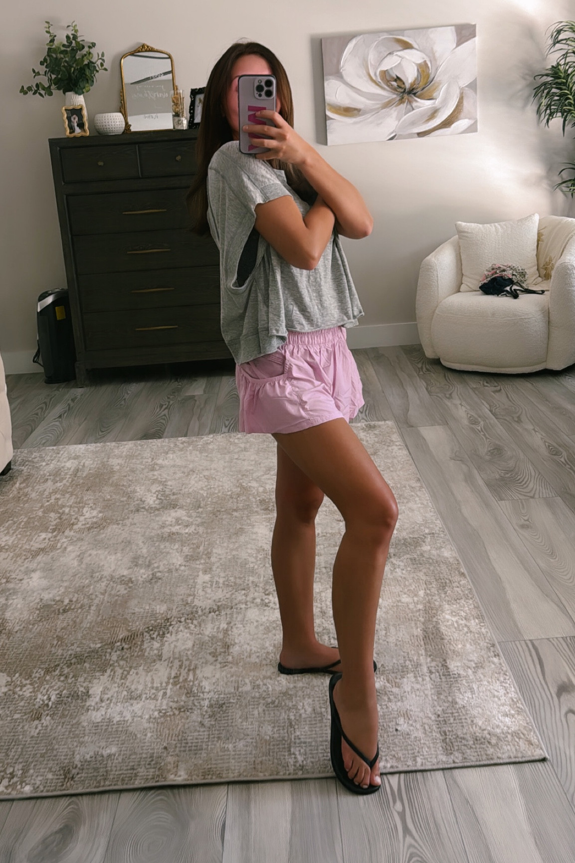 Saturday comfy OOTD🩶🩷

#LTKstyletip #LTKActive #LTKfindsunder50