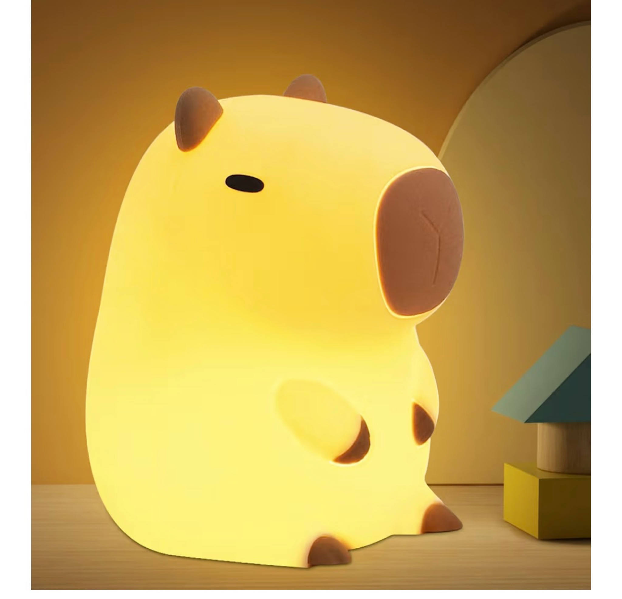Cute little capybara night light on sale! Amazon Black Friday deals! 
