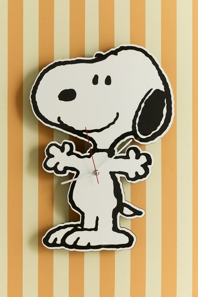 Peanuts Snoopy Figural Wall Clock | Urban Outfitters (US and RoW)