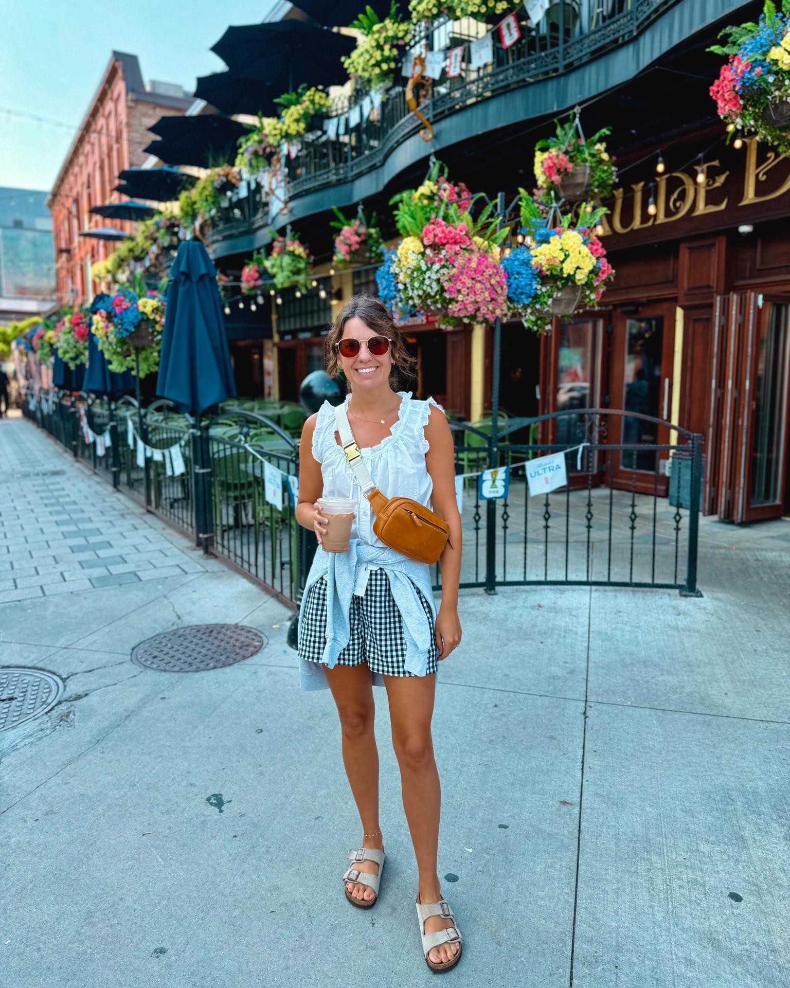 Breakfast in Ottawa 🥯 

xs in my top (selling out so linked similar too!) and xs in my gingham boxer shorts. Mt Birkenstock sandals are size 36.

#LTKPetite #LTKSeasonal #LTKootd