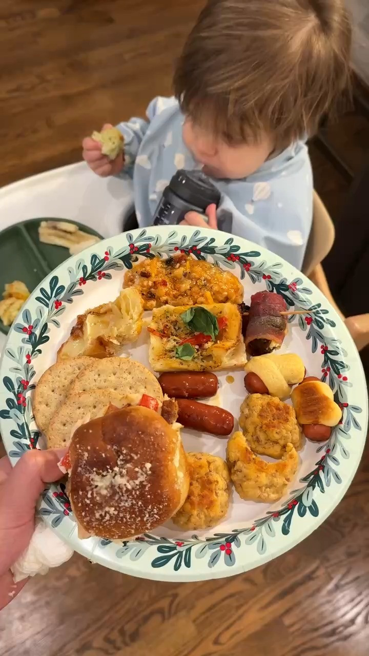 A feast!!

Baby food, baby eating, baby utensils, baby plates, baby bibs, baby food bibs, boy mom, Grace White

#LTKfoodie #LTKKids #LTKBaby