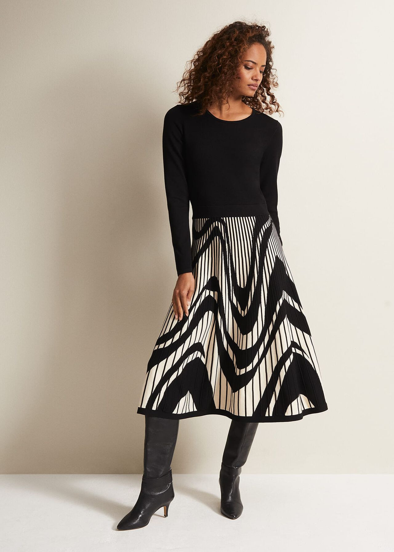 Black & White Fit & Flare Midi Dress with Abstract Print | Phase Eight | Phase Eight UK | | Phase Eight (UK)