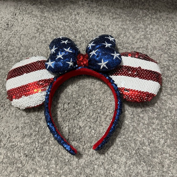 Red, white, and blue sequined Minnie Mouse ears | Poshmark