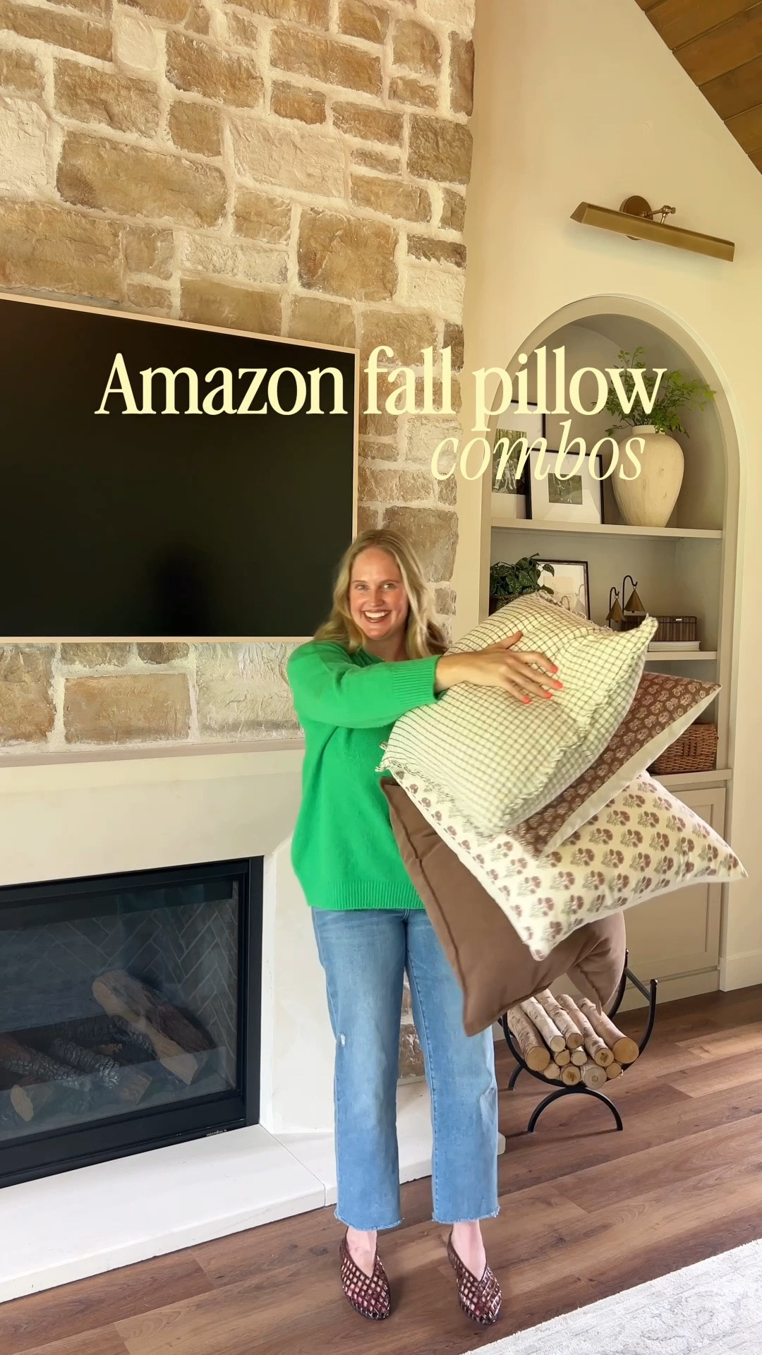 Pillows are size 24” behind and 22” in front! 
Size up one size on pillow inserts - ie 26” insert with a 24” cover. Pillow colors: rust meadow, withered rose, brown, ivory/earth. Lumbar is coffee brown.