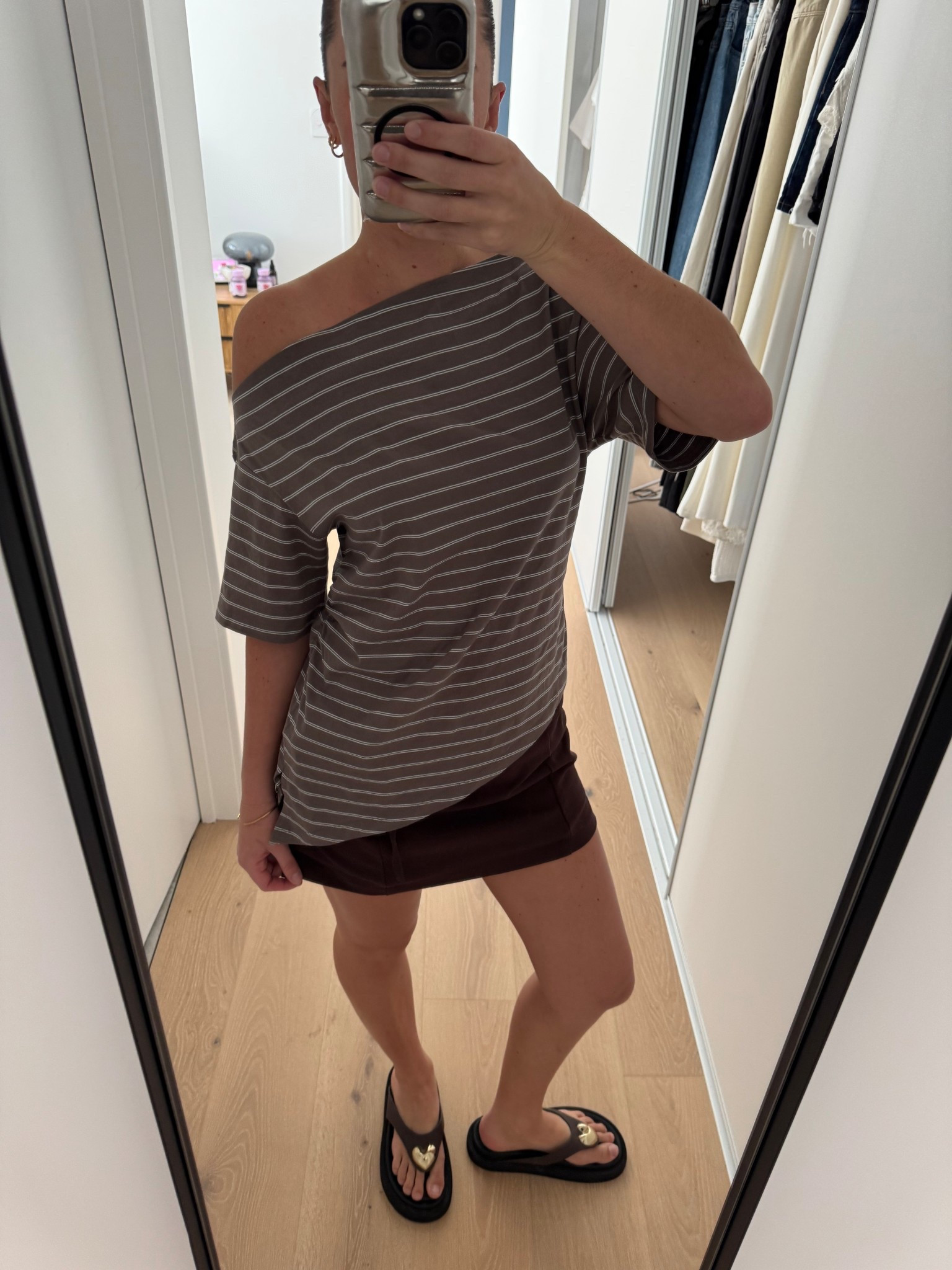 Skort is a size 10 & top is a S