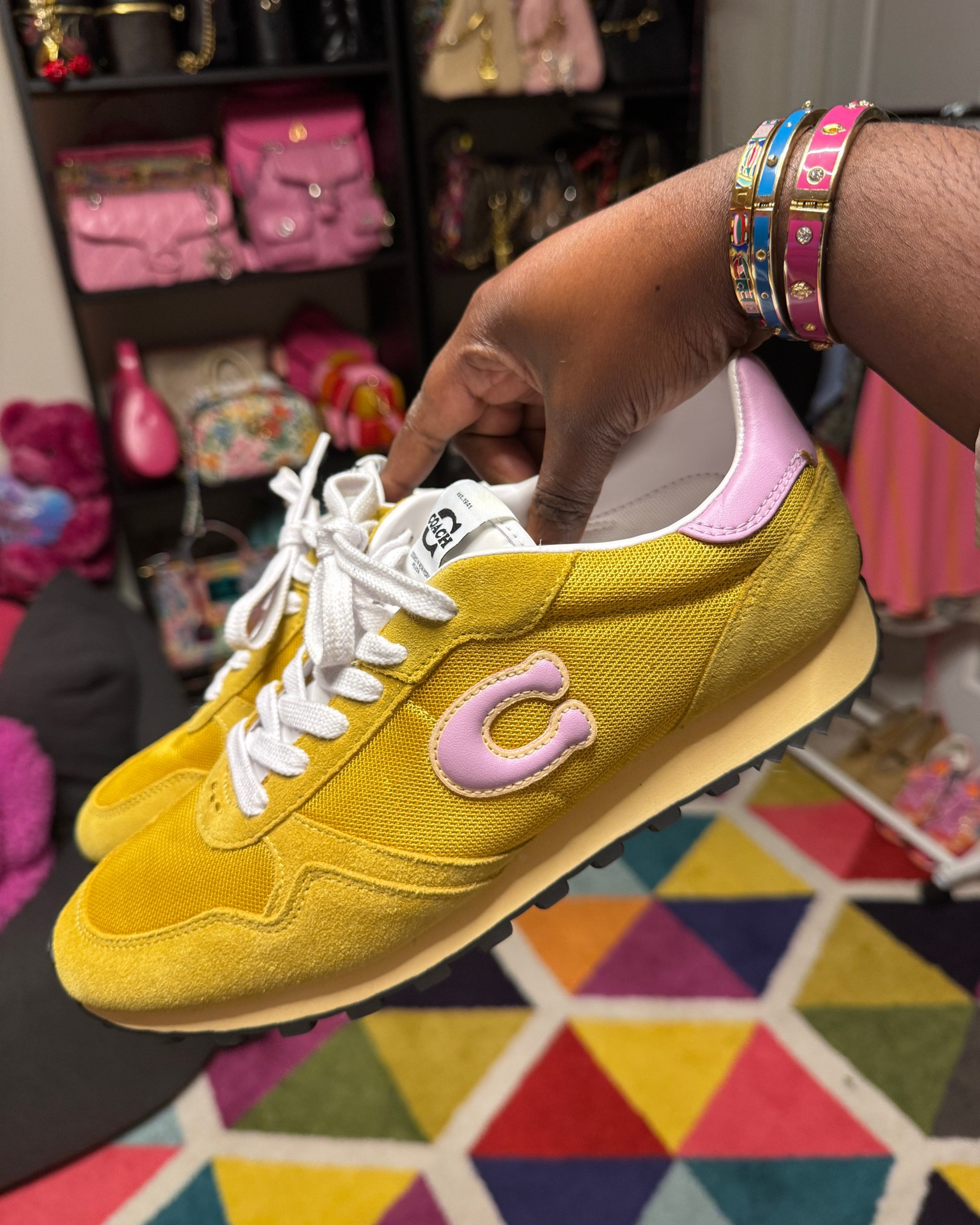 Coach retro runner sneakers #coachshoes #coachsneakers #sneakerstyle #outfitinspo