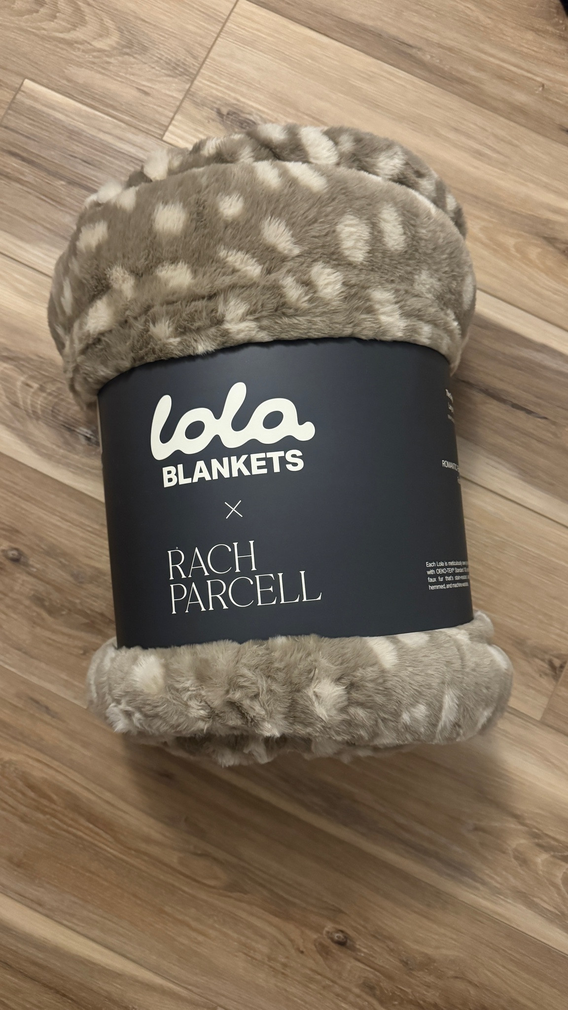 The softest blanket EVER EVER EVER!!! Totally worth the splurge!! I’m obsessed

#LTKHome