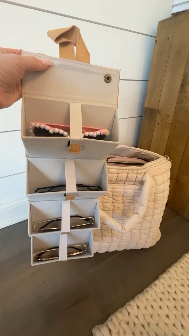 Amazon finds travel favorites Sunglass holder 

#LTKunder50