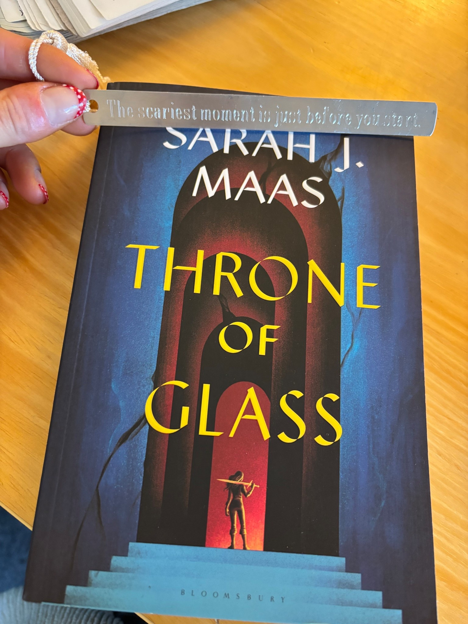New year new reads! So excited to start this series.. I’ve heard tons of good things so we shall see. What’s on your TBR for this year? #tbr #reading #whattoreas #throneofglass 

#LTKdayinmylife #LTKstorytime #LTKHome