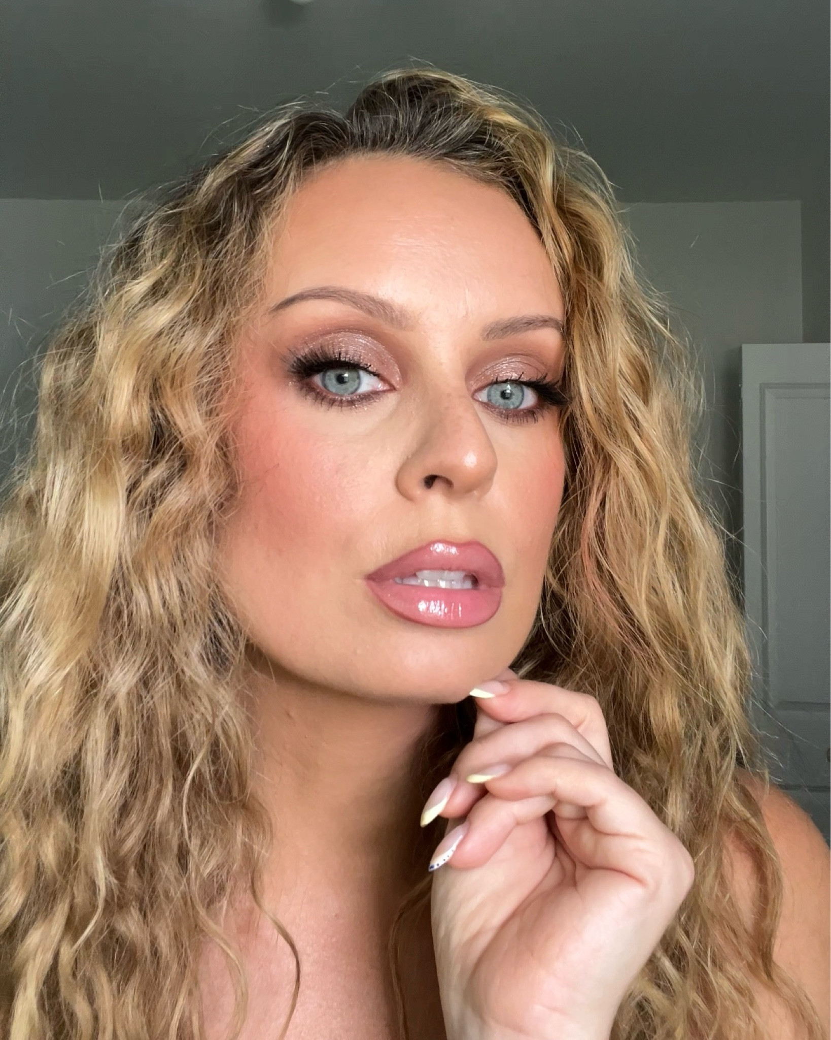 Smokey eye look! Using limitless brown Artist color pencil 

#LTKFindsUnder50 #LTKSaleAlert #LTKBeauty