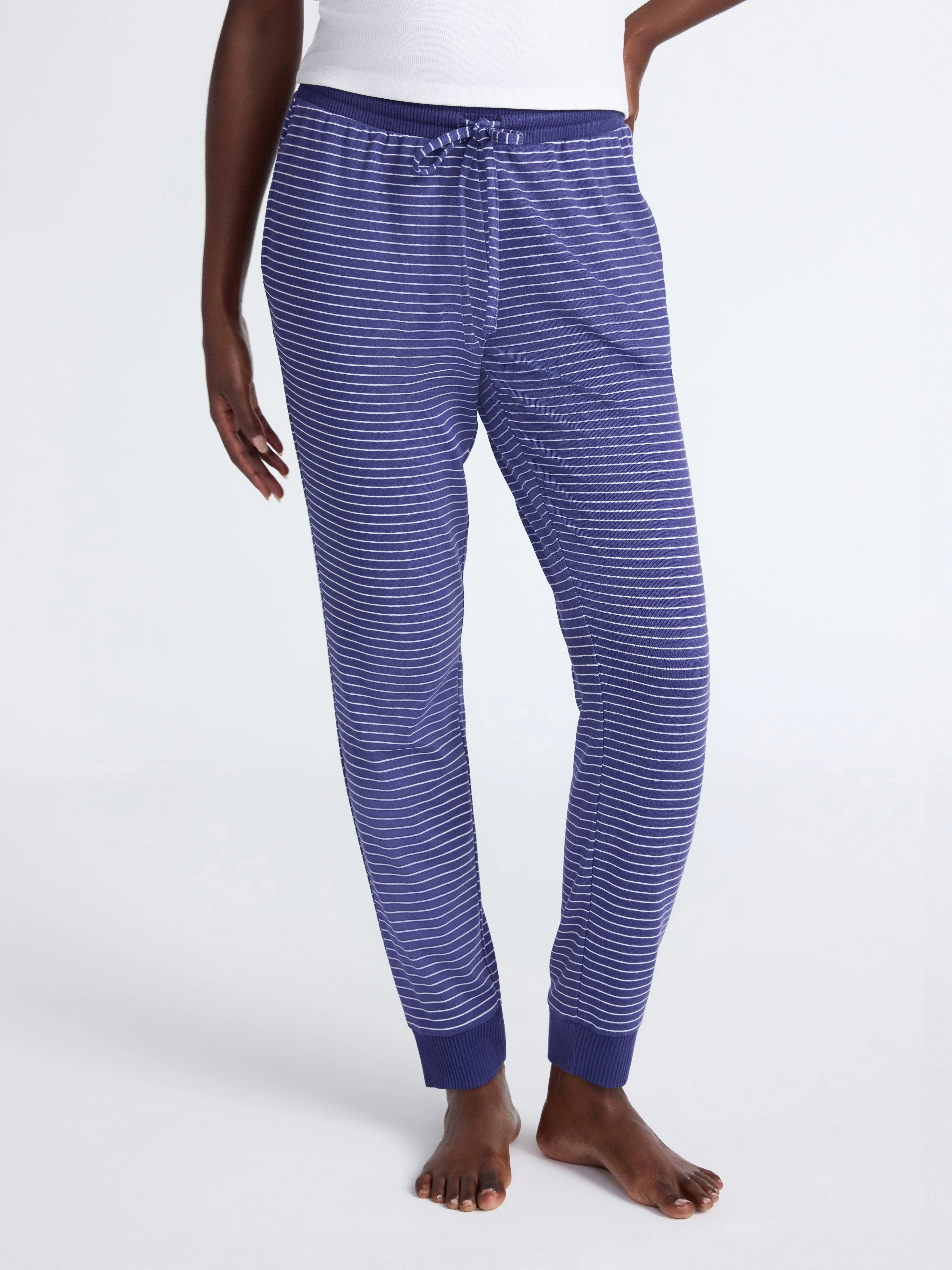 Joyspun Women's Cozy Lounge Collection Hacci Knit Sleep Joggers, 29'' Inseam, Sizes XS-3X - Walma... | Walmart (US)