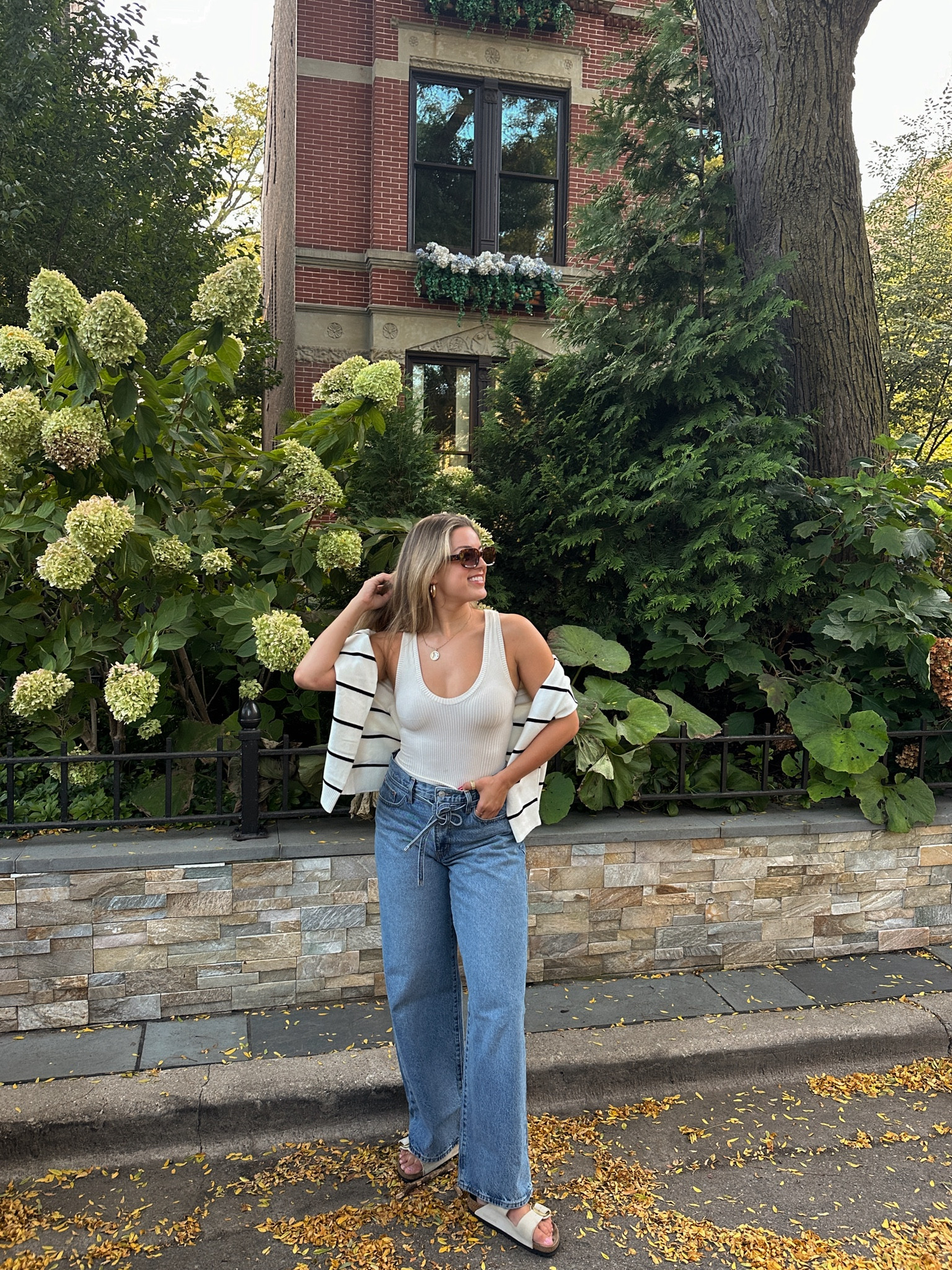 Size 27 jeans. Small tank + sweater 

#LTKSeasonal