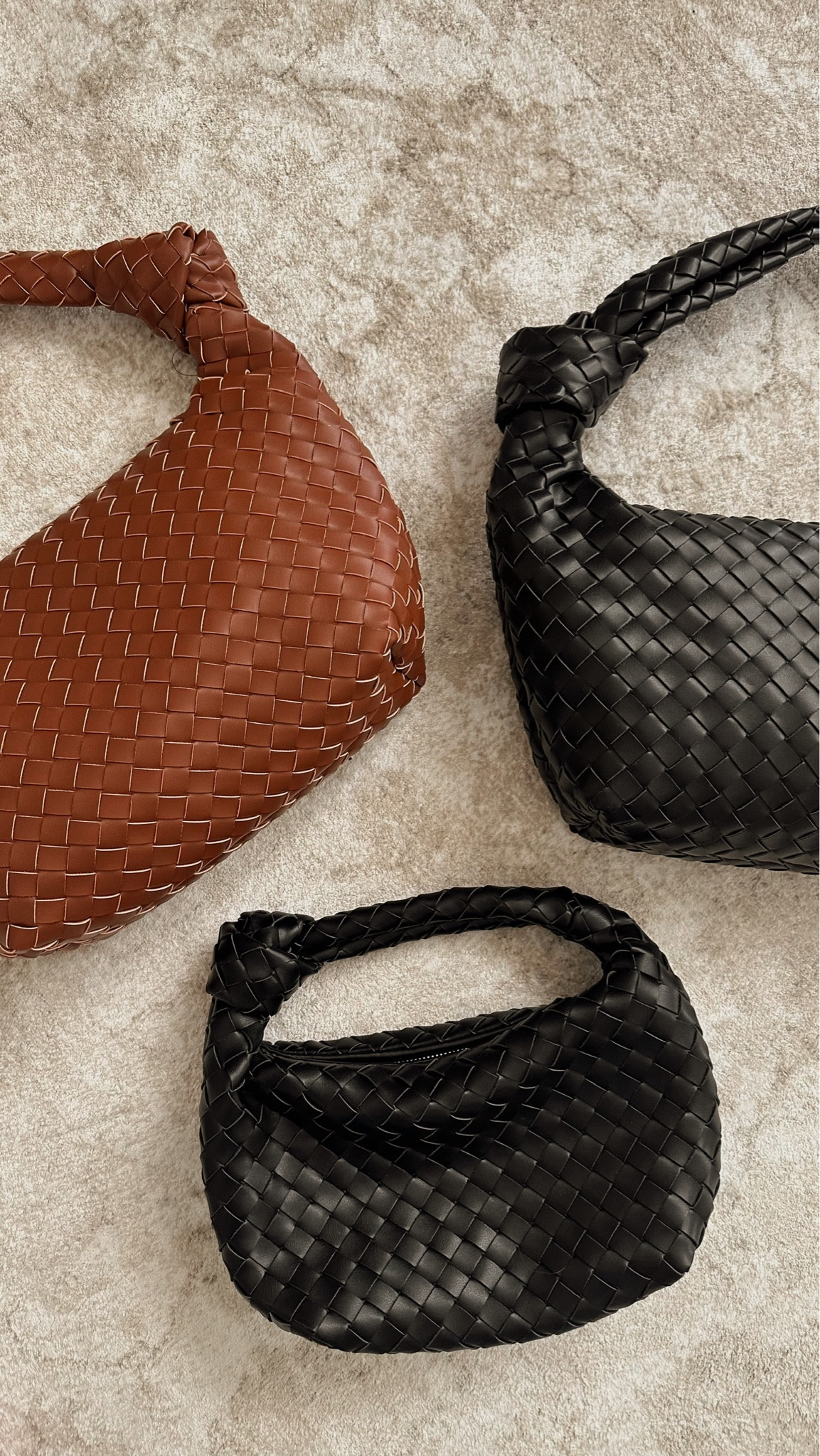 These bags add a great touch to any outfit!✨
Stylinbyaylin, aylin, target find

#LTKStyleTip #LTKFindsUnder50 #LTKItBag