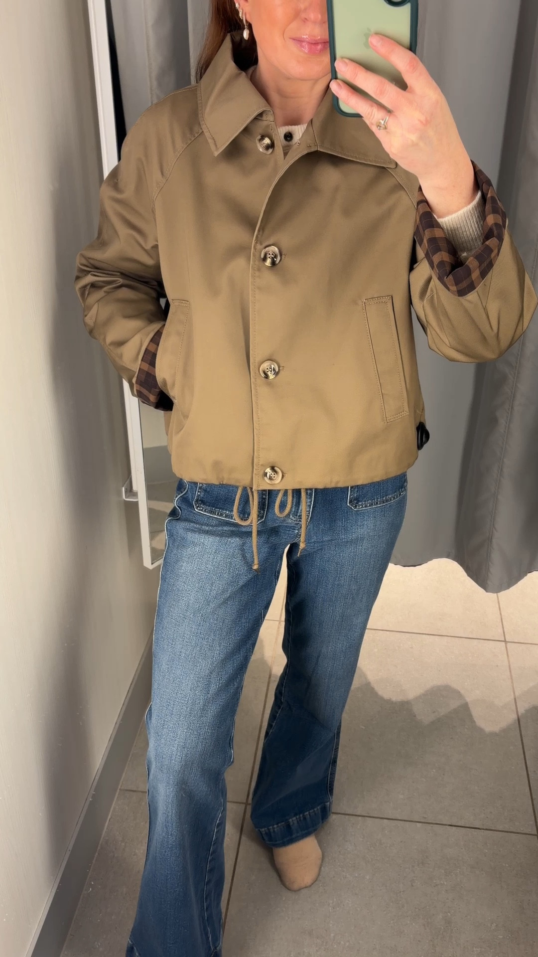 New in H&M 🤎 Flared front pocket jeans styled with a cream cardigan and a short tan mac jacket for the perfect winter to spring transitional outfit. Wearing a size small in the jacket

#LTKuk #LTKspring #LTKjeans
