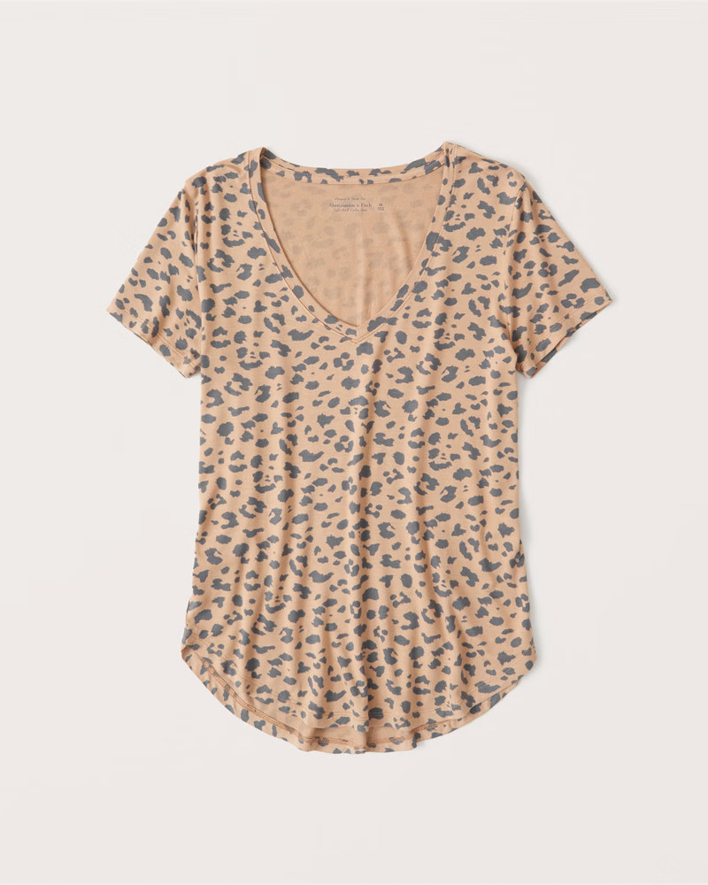 Drapey V-Neck Tee | Abercrombie & Fitch (US)
