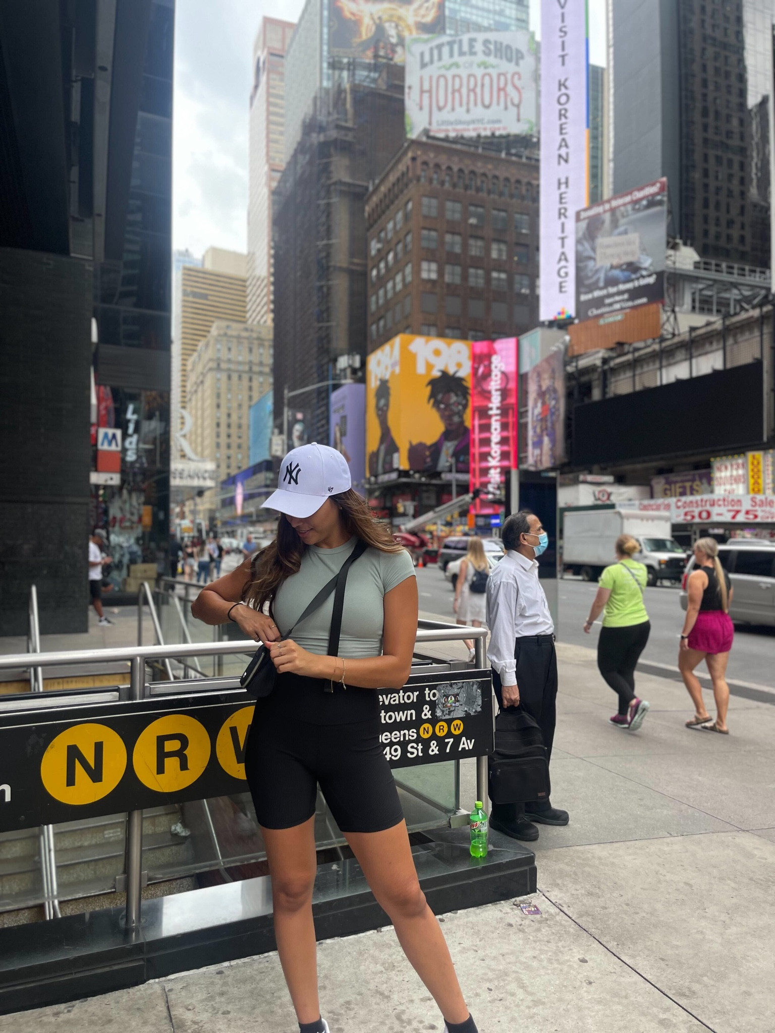 Time square vibes 🤍

#LTKtravel #LTKworkwear #LTKFind