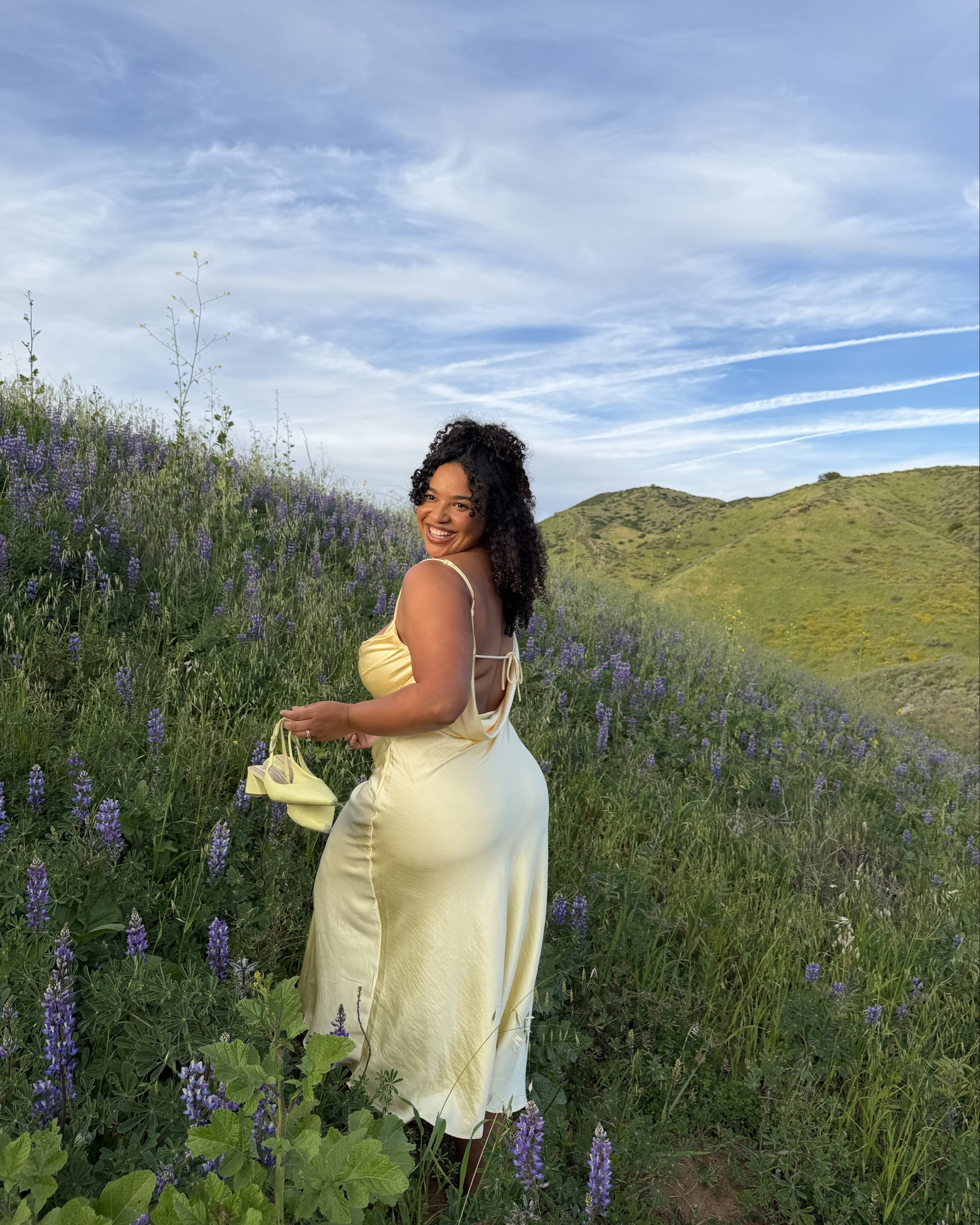 They make this dress in SO many colors! Perf wedding guest dress!! 