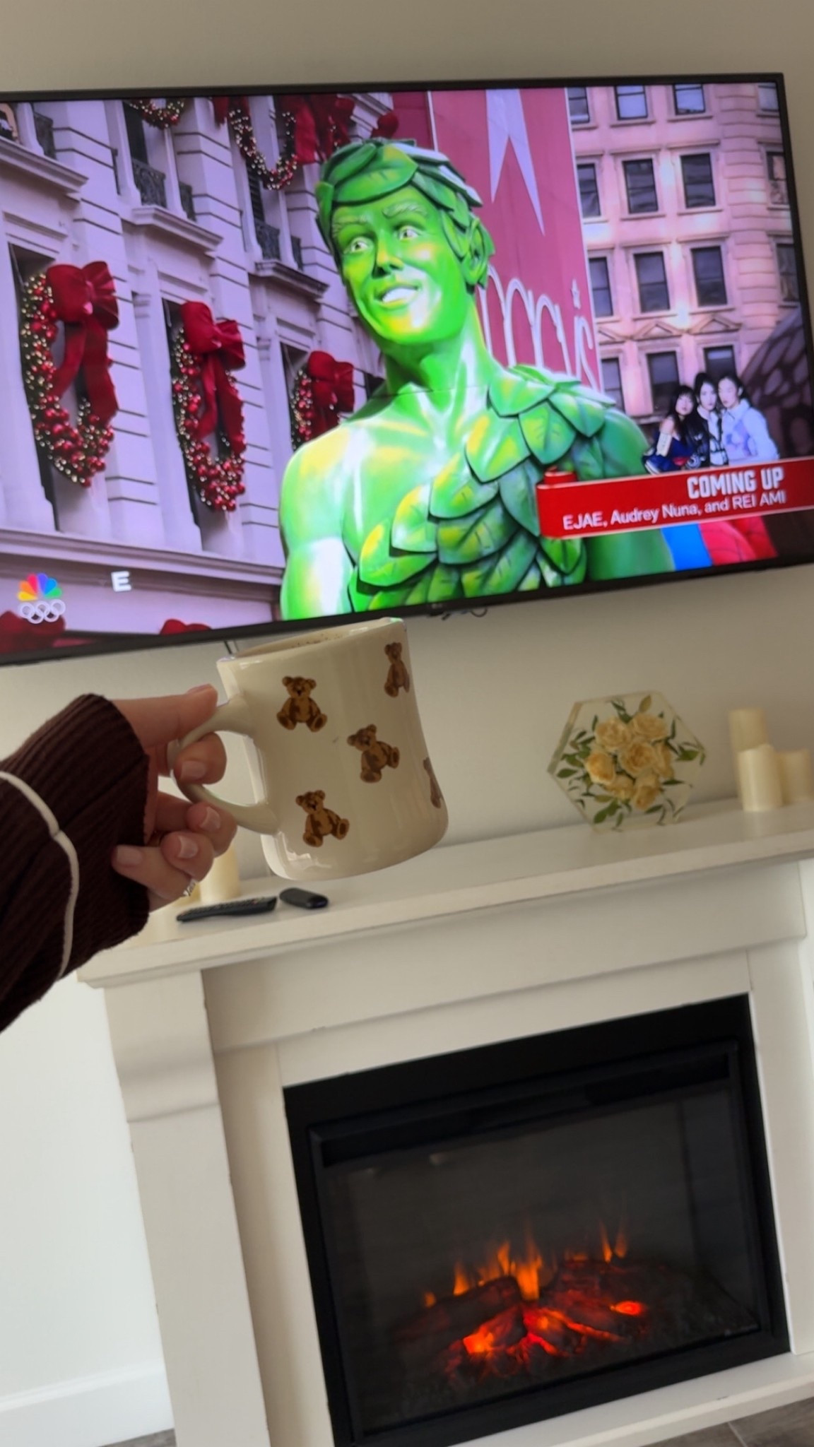 Thanksgiving morning with my Teddy Bear mug & cozy ribbed brown pajamas from Target that are on sale for Black Friday!

Stylewithnosecrets 
Sale
Deal
Steal
Cozy gifts
Pajamas
Pjs 
Gifts for her
Homebody gifts 
Skims dupe
Brown pjs


#LTKGiftGuide #LTKCyberWeek #LTKSaleAlert